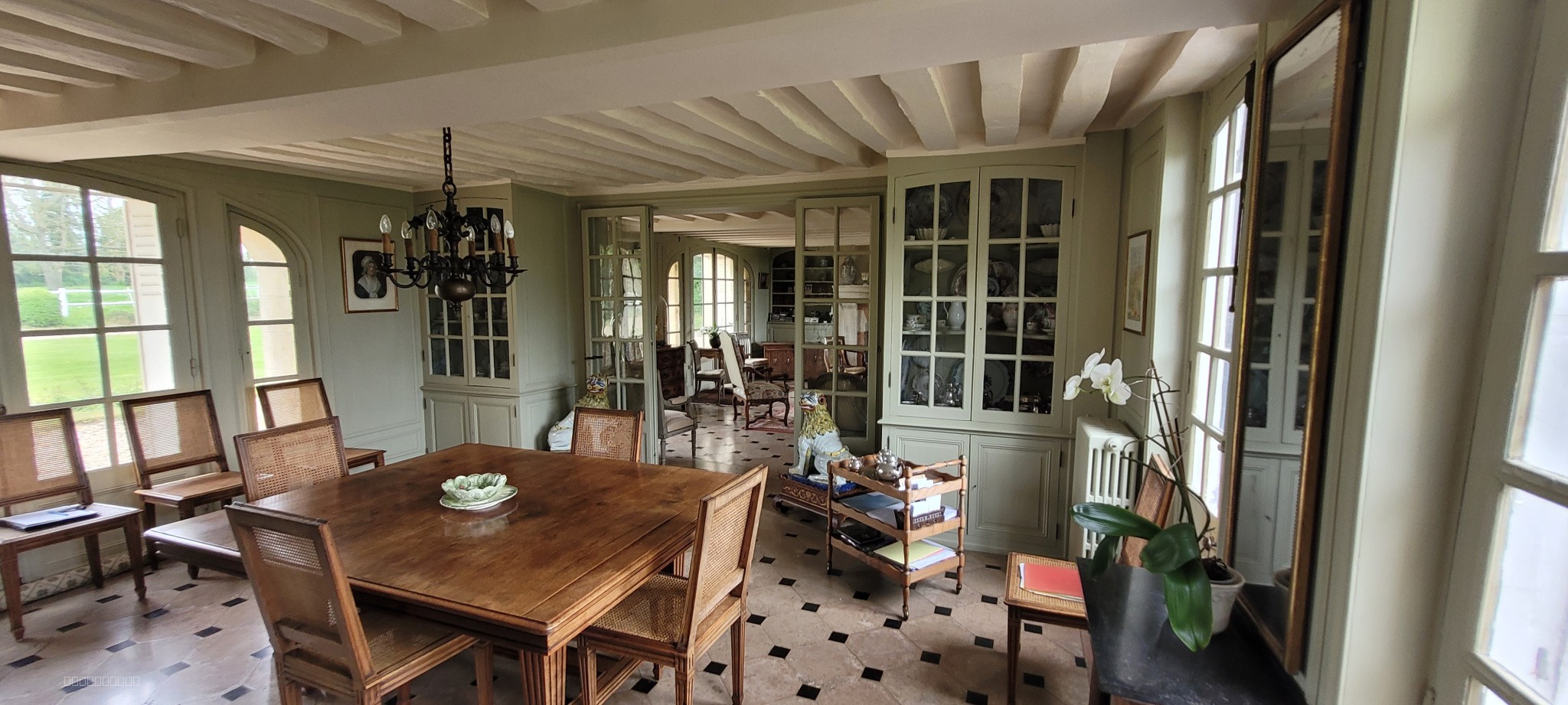 Château de 320 m2 sur parcelle de 35 000 m2 + deux maisons de 115 m2 et 90 m2 à réhabiliter proche ROUEN — photo 10