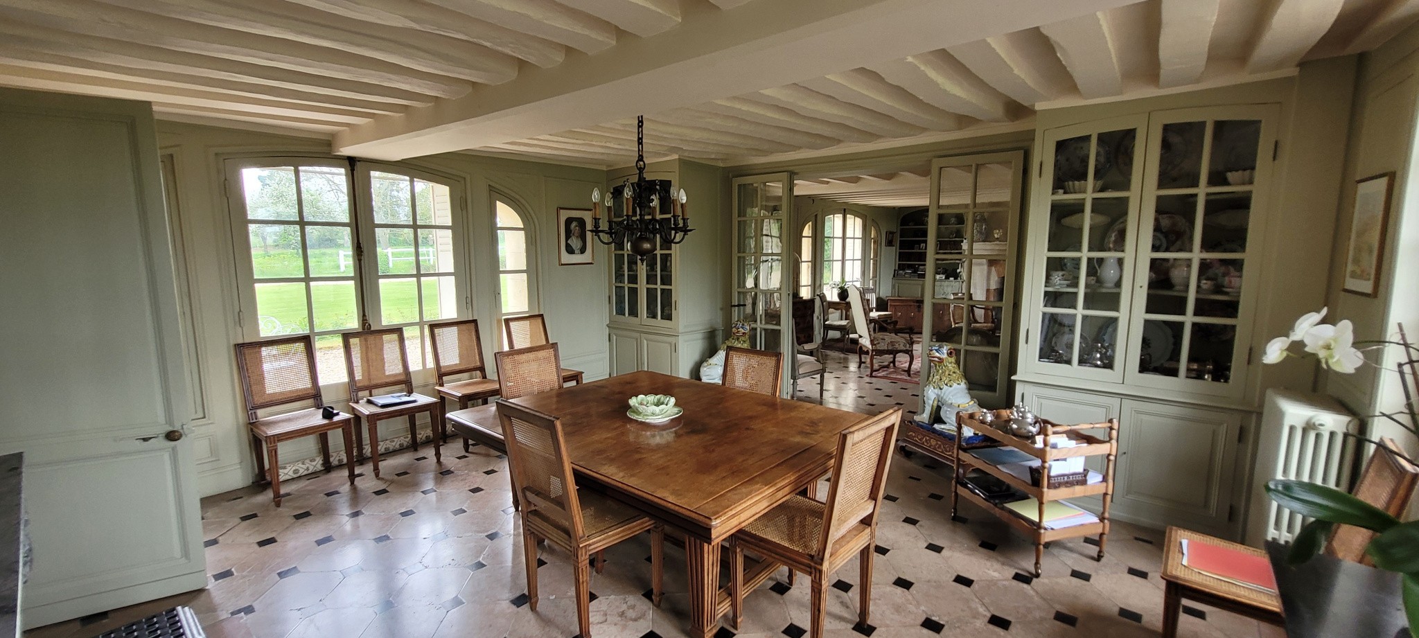 Château de 320 m2 sur parcelle de 35 000 m2 + deux maisons de 115 m2 et 90 m2 à réhabiliter proche ROUEN — photo 8