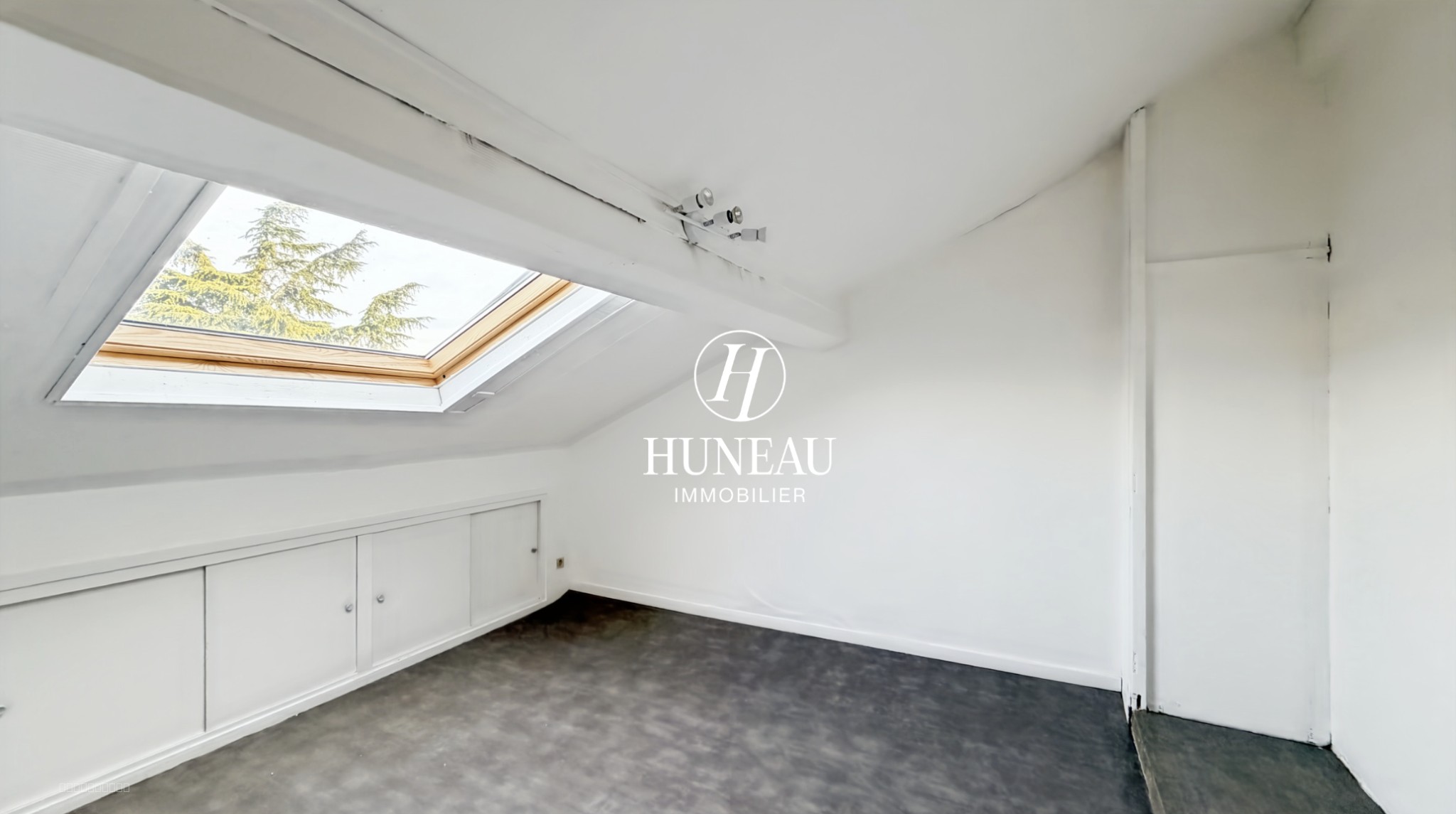 APPARTEMENT FAMILIAL NON MEUBLE — photo 10