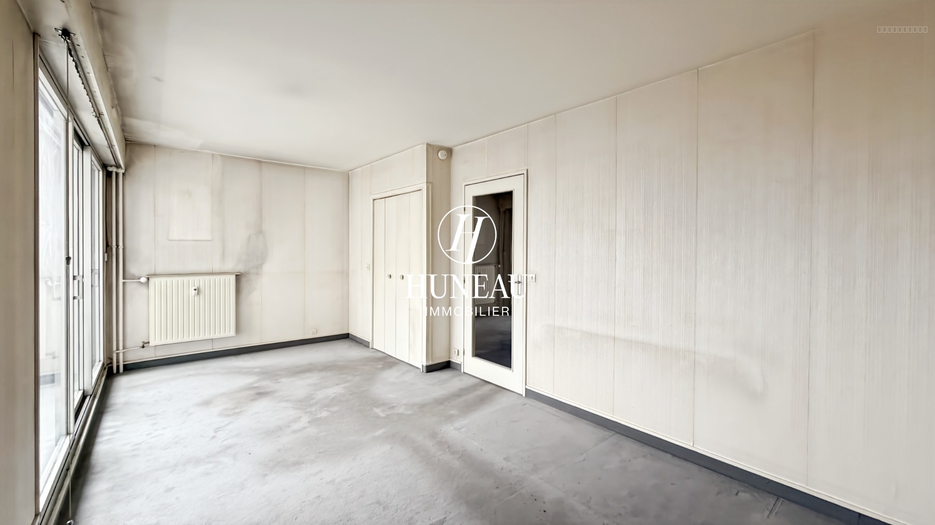 STUDIO DE 30 M2 AVEC BALCON, CAVE ET PARKING — photo 3