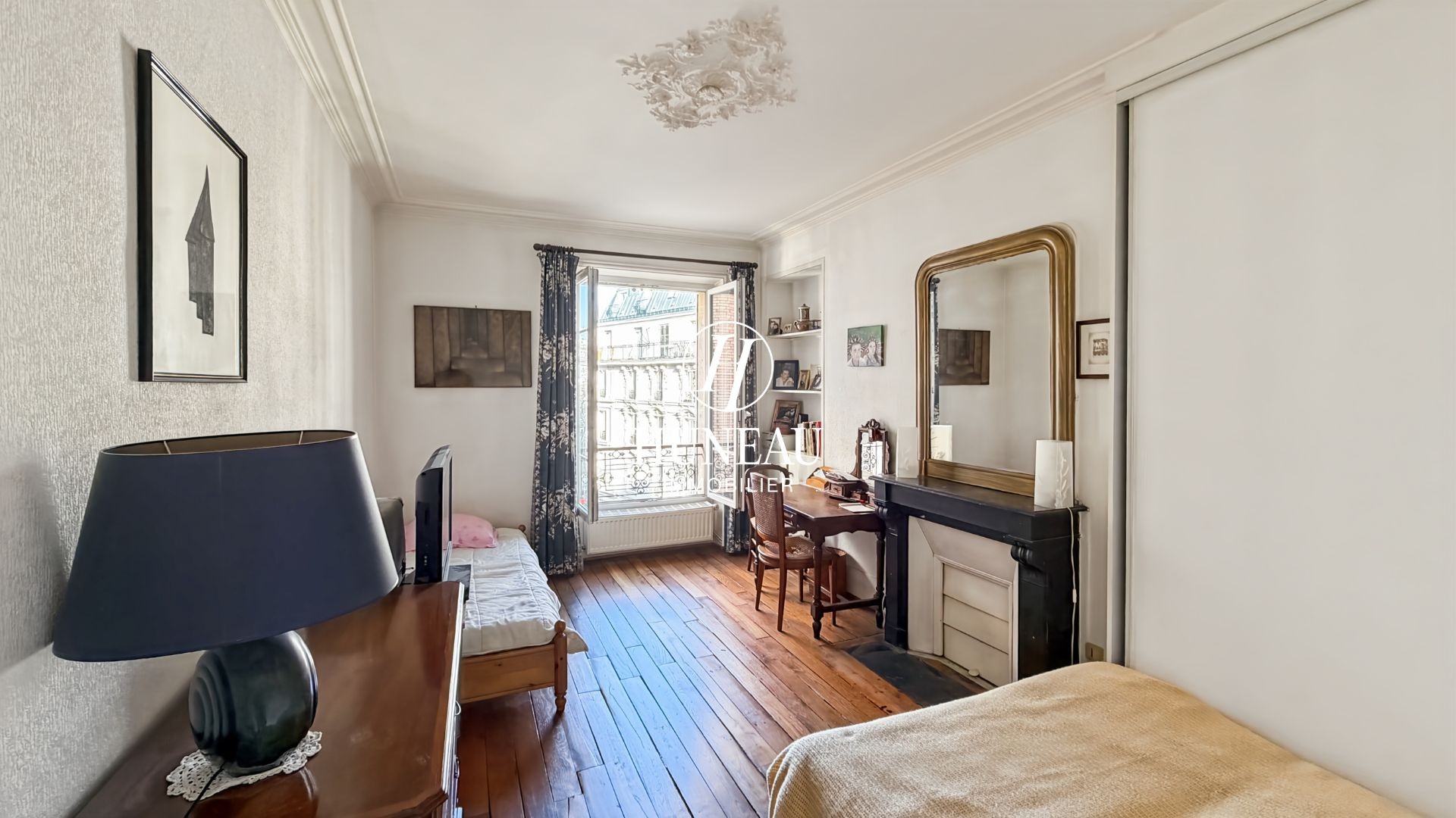 APPARTEMENT 4 PIÈCES TRÈS LUMINEUX ET AVEC BEAUCOUP DE CHARME — photo 9