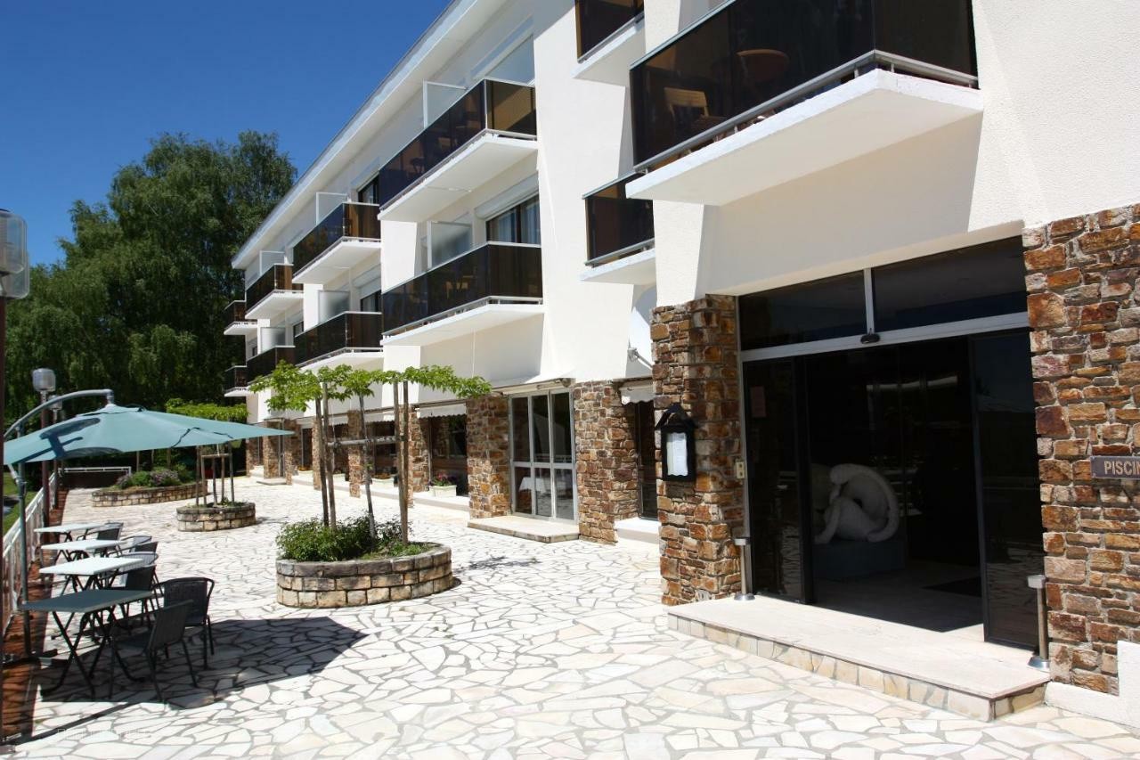 Bien immobilier à vendre à Baraqueville, 2 600 m², 50 pièces – photo 2 sur 6