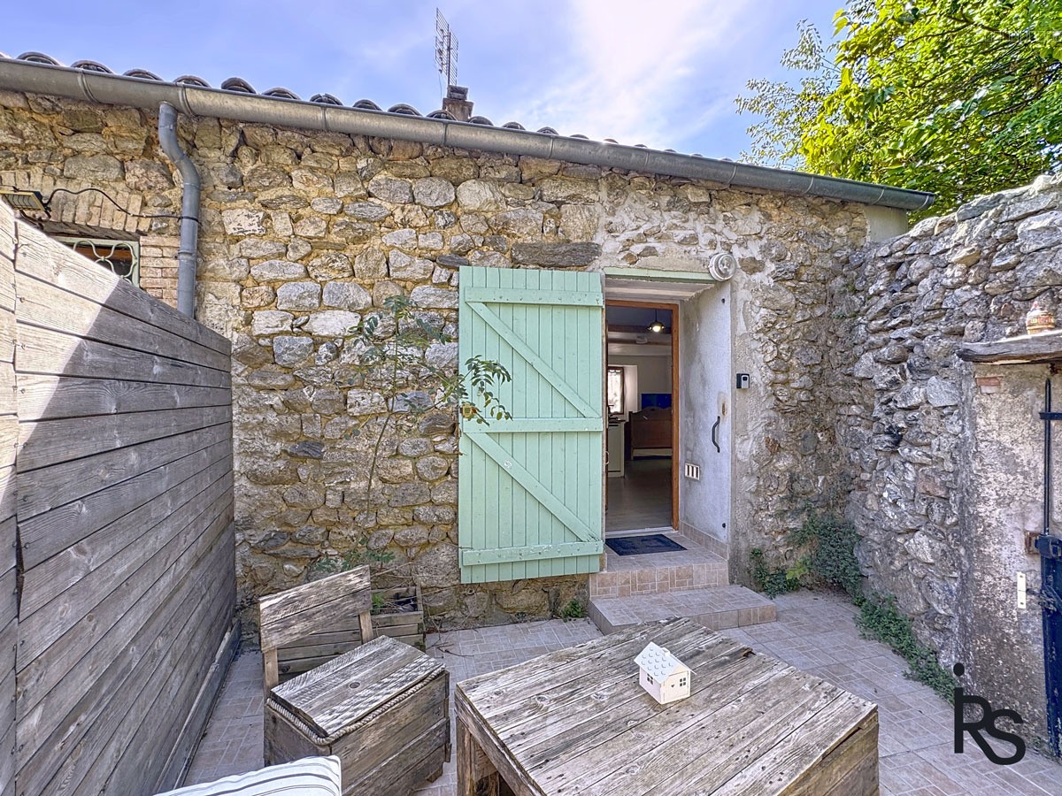 Bien immobilier à vendre à Valgorge, 181,8 m², 8 pièces – photo 1 sur 10