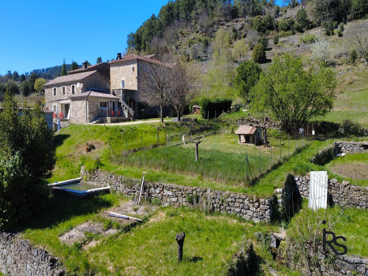 Bien immobilier à vendre à Sanilhac, 24,45 m², 8 pièces – photo 2 sur 15