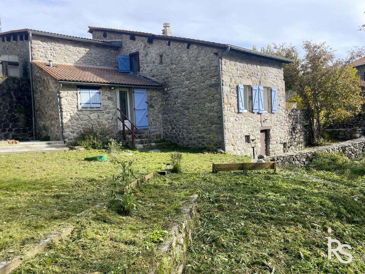 Maison à vendre à Valgorge, 37 m², 4 pièces – photo 1 sur 12