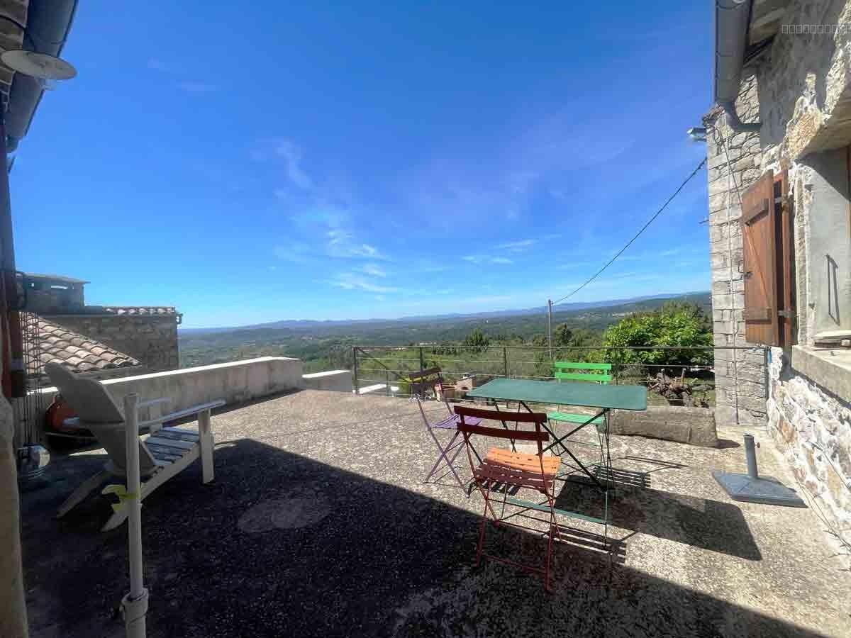 Bien immobilier à vendre à Vinezac, 38,7 m², 19 pièces – photo 3 sur 20