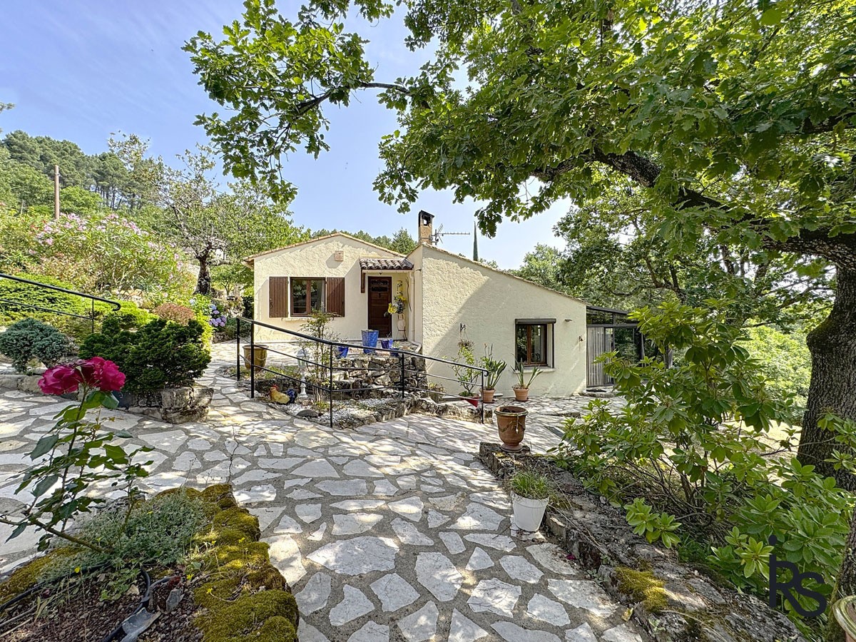 Villa à vendre à Chassiers, 149 m², 7 pièces – photo 1 sur 10