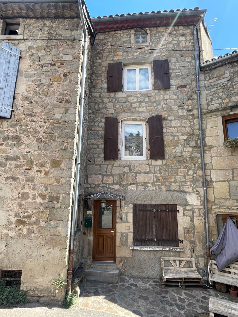Bien immobilier à vendre à Largentiere, 78 m², 4 pièces – photo 2 sur 12