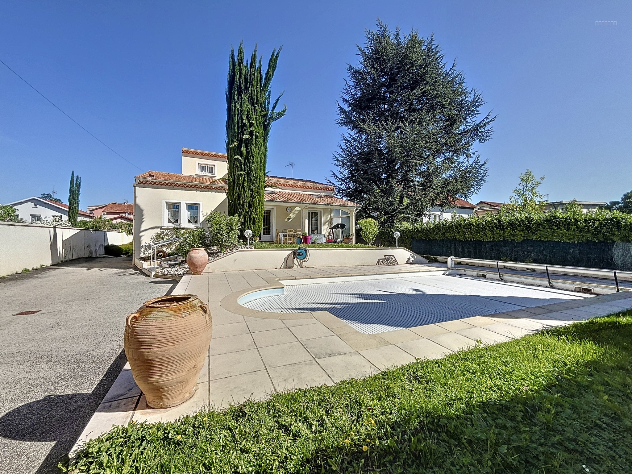 Maison à vendre à Tournon sur rhone, 45,64 m², 6 pièces – photo 1 sur 18