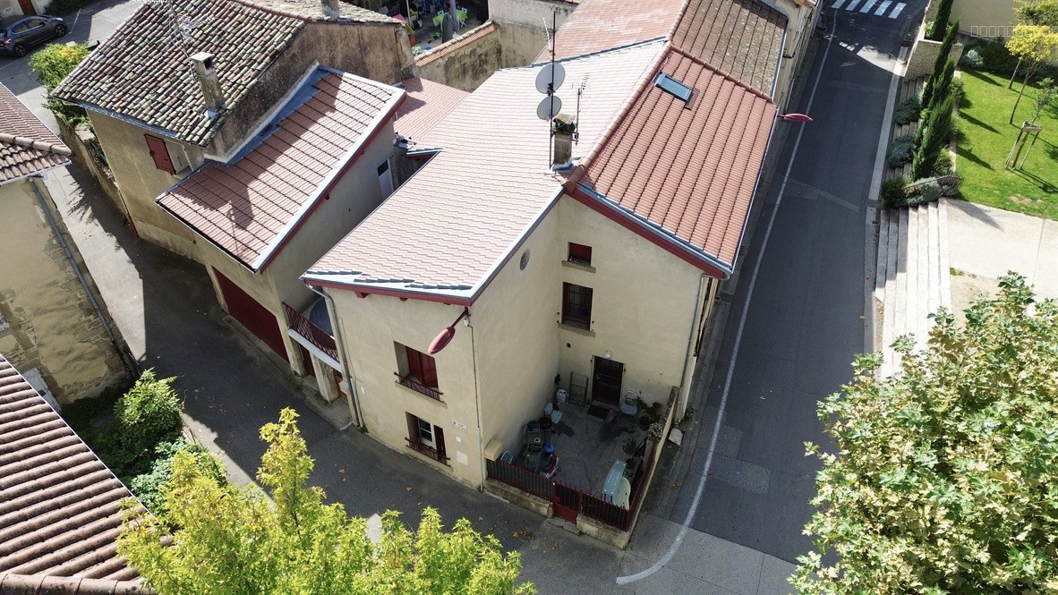 Maison à vendre à Bourg les valence, 135 m², 6 pièces – photo 1 sur 19