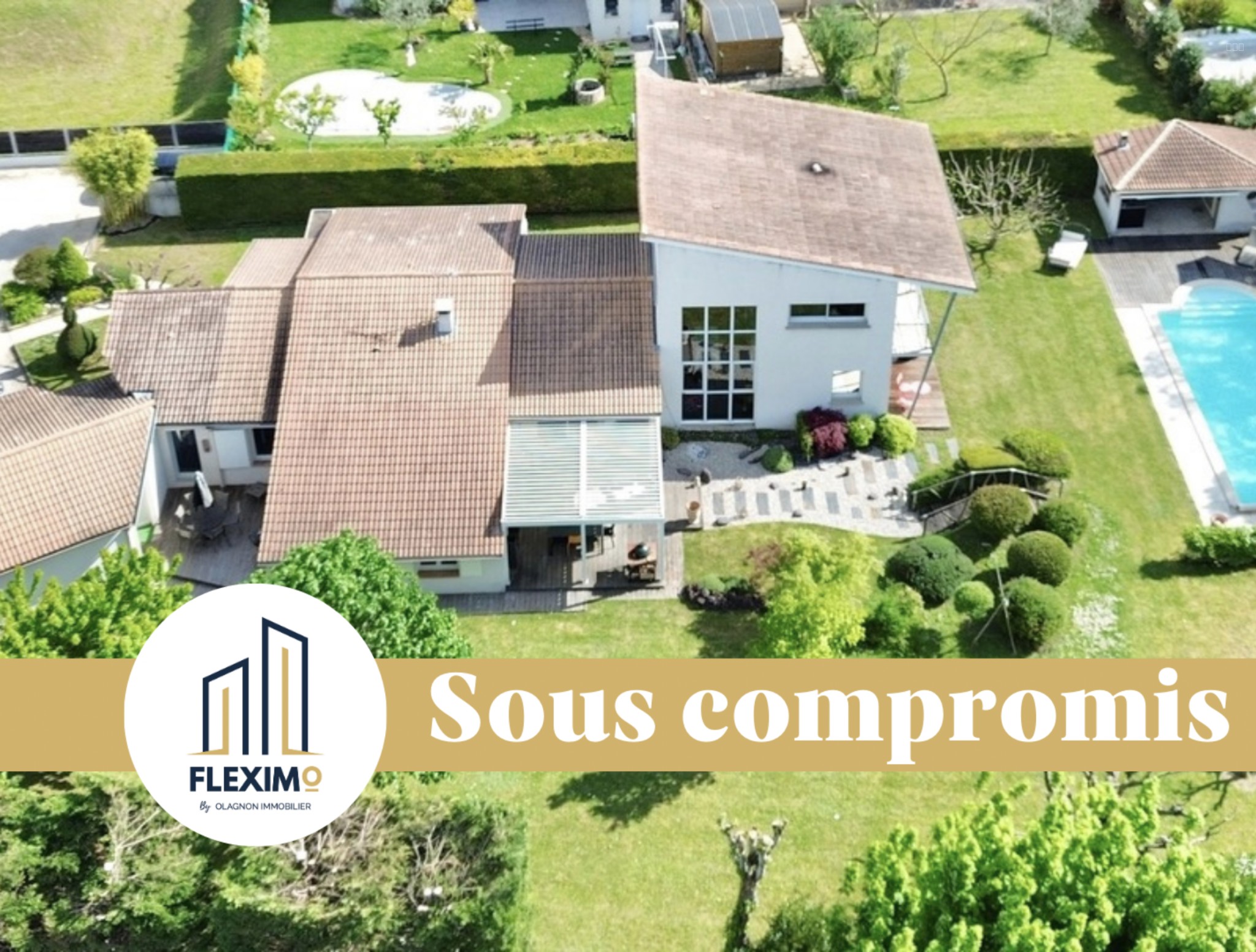 Maison à vendre à St marcel les valence, 273,89 m², 10 pièces – photo 1 sur 20