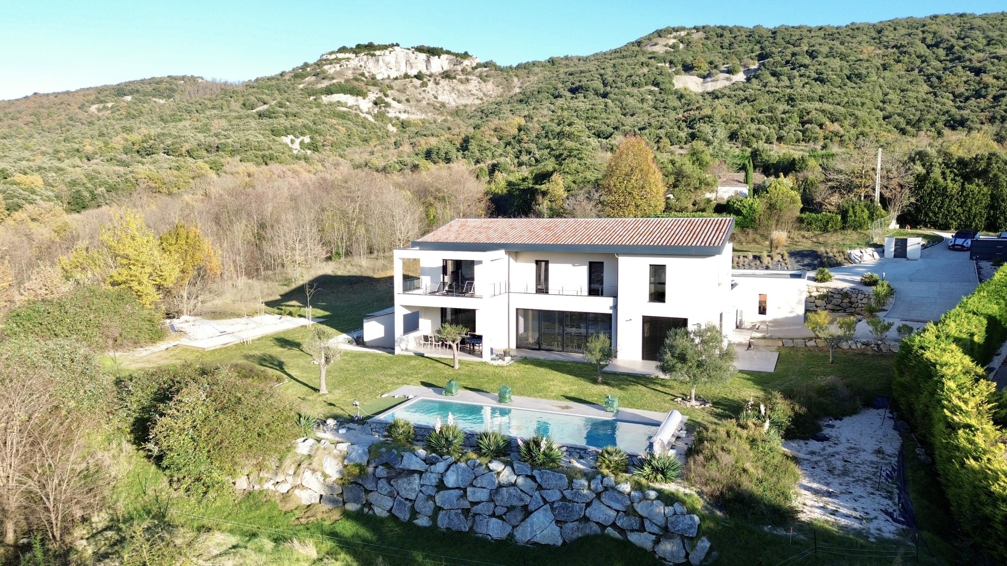 Villa à vendre à St peray, 300 m², 9 pièces – photo 1 sur 20
