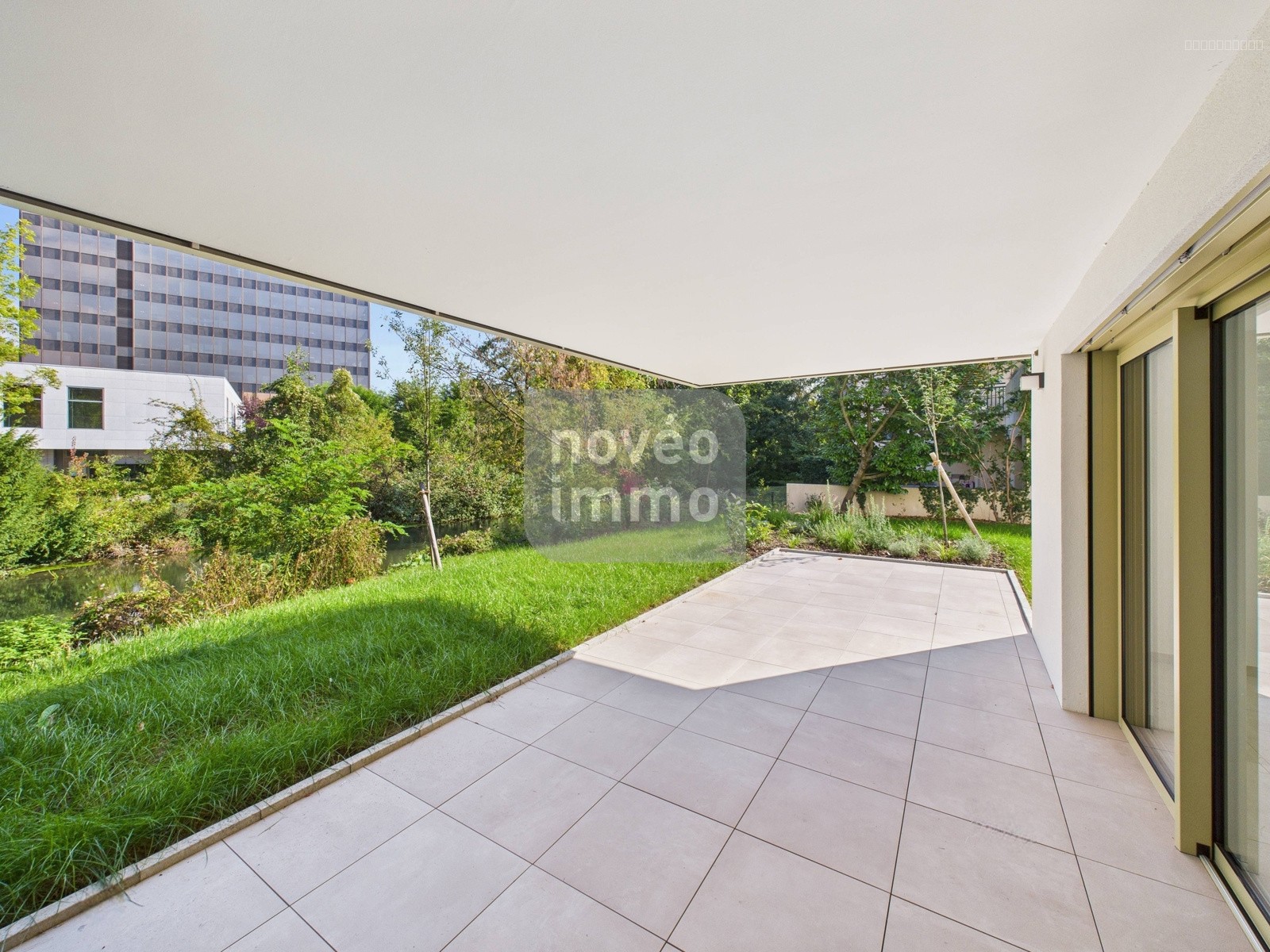 Appartement d'exception, magnifique T5 avec jardin au bord de l'eau — photo 3