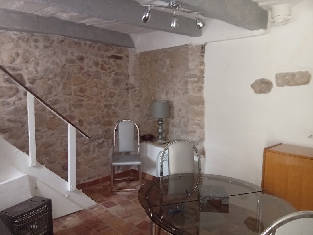 Maison à vendre à St benoit, 45 m², 3 pièces – photo 2 sur 9