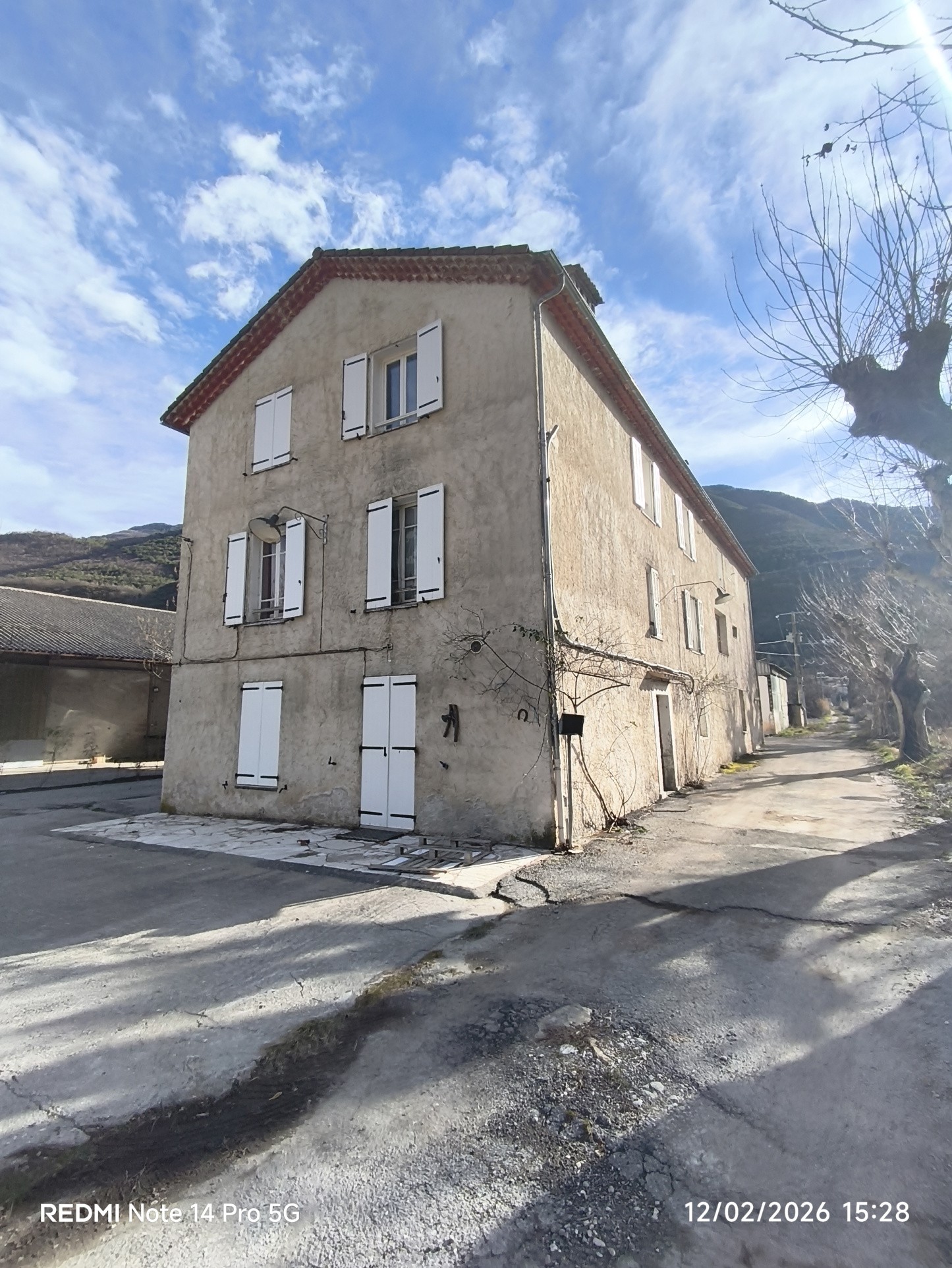 Immeuble à vendre à Nice, 600 m² – photo 2 sur 2