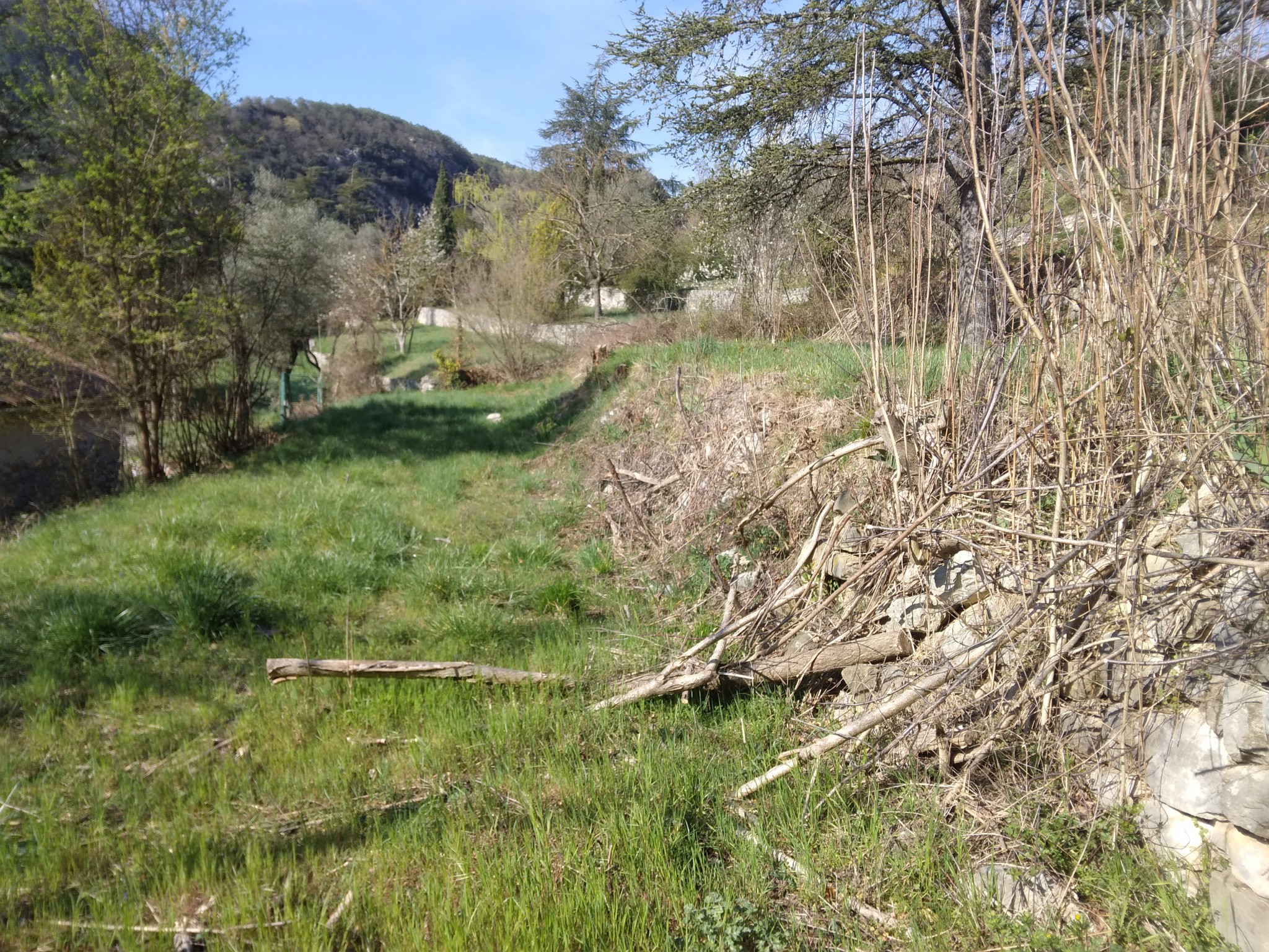terrain Roquesteron — photo 1