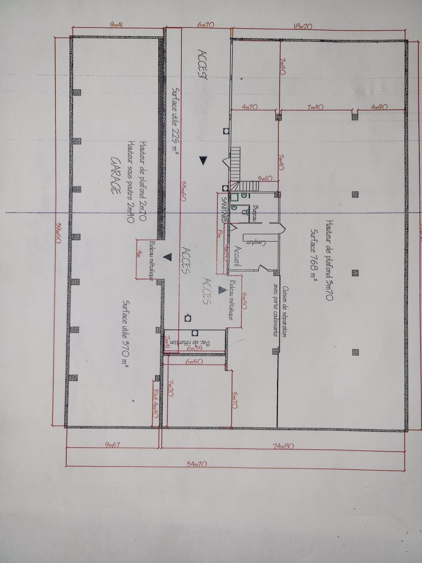 Fonds de commerce à vendre à Draguignan, 1 350 m² – photo 2 sur 2