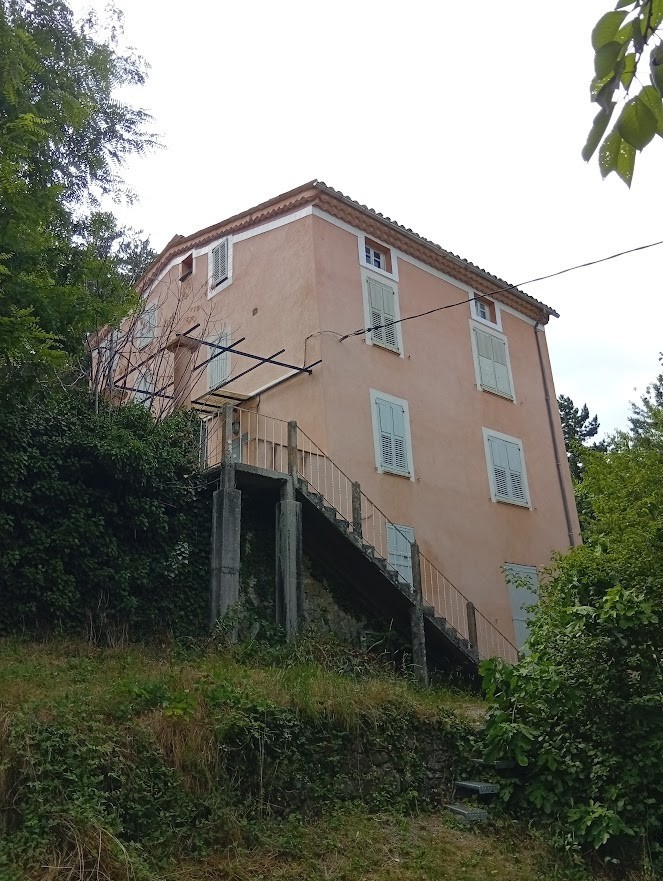 Maison à vendre à Entrevaux, 134 m² – photo 1 sur 11