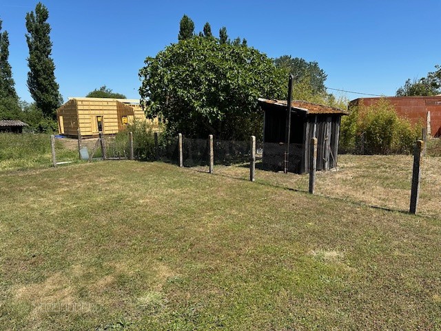Bien immobilier à vendre à Soulac sur mer, 600 m² – photo 2 sur 6