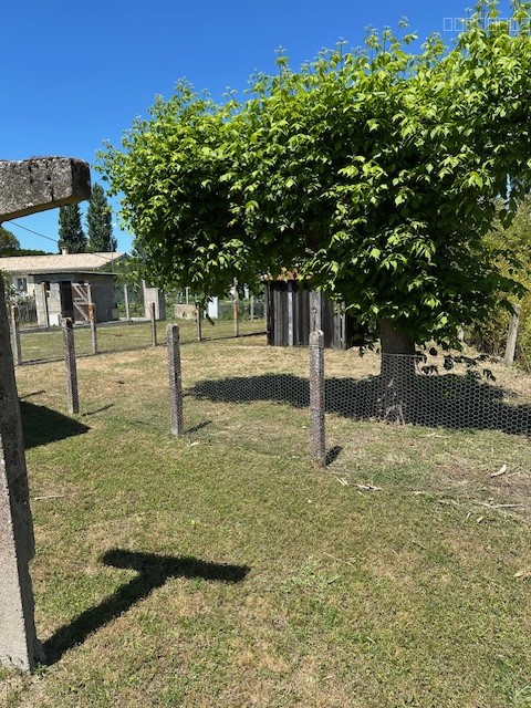 Bien immobilier à vendre à Soulac sur mer, 600 m² – photo 1 sur 6