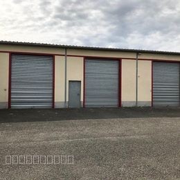 Entrepôt à louer à St medard en jalles, 90 m² – photo 2 sur 2