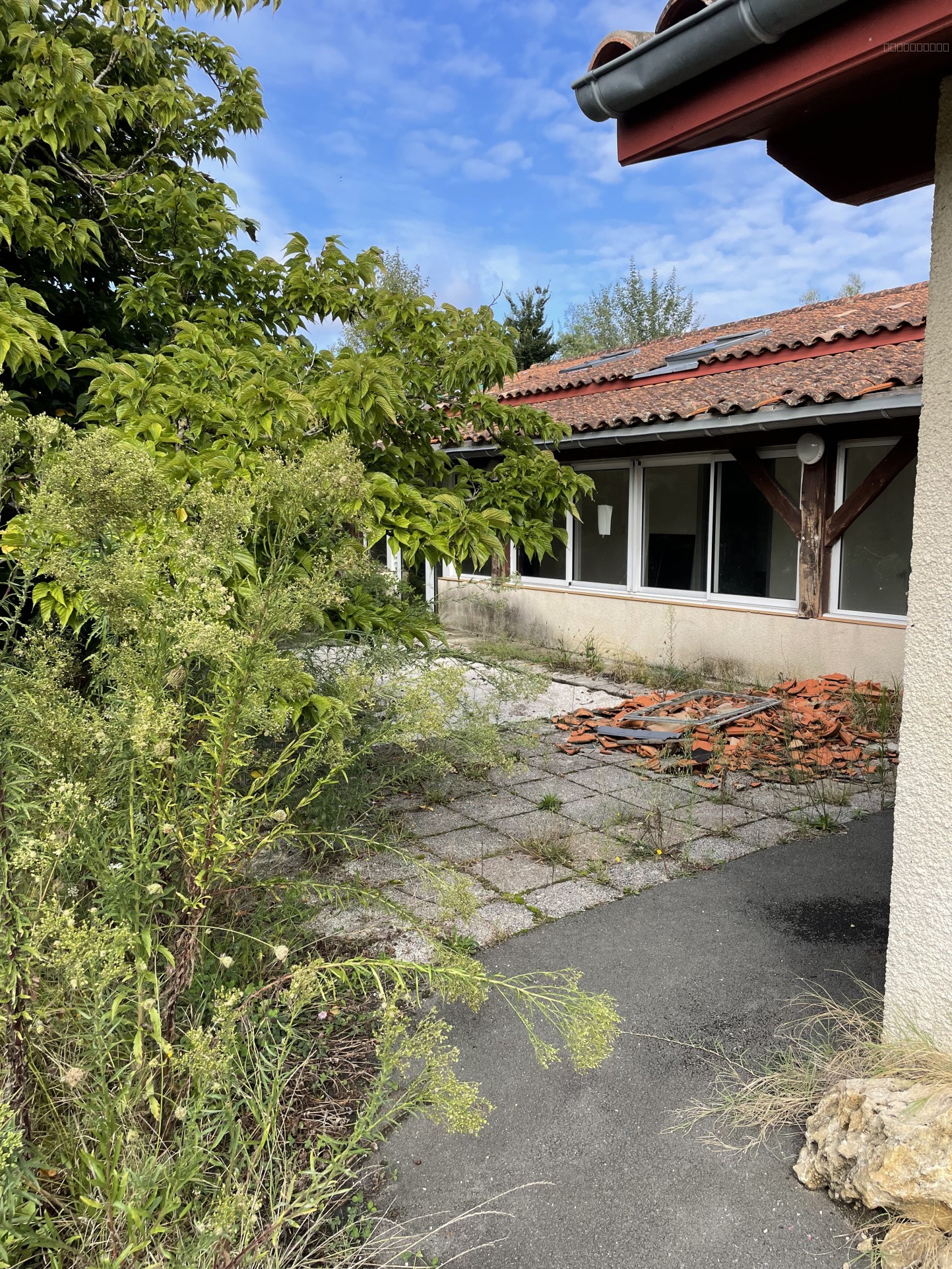 Maison à vendre à Le taillan medoc, 500 m², 1 pièce – photo 1 sur 5