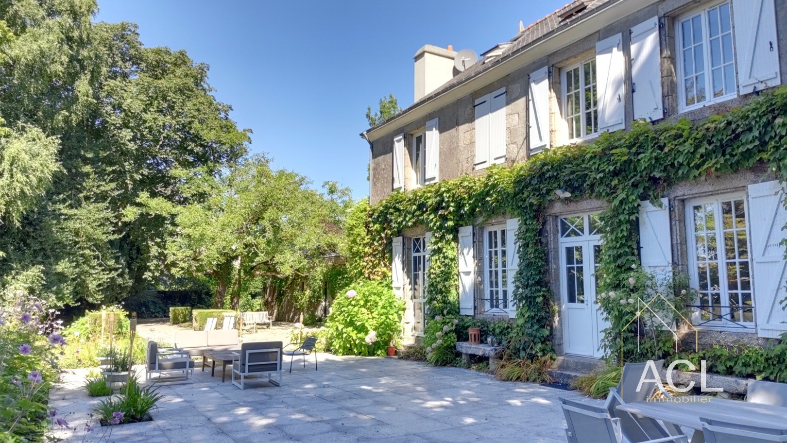 Commerce à vendre à Lorient, 630 m², 12 pièces – photo 2 sur 20