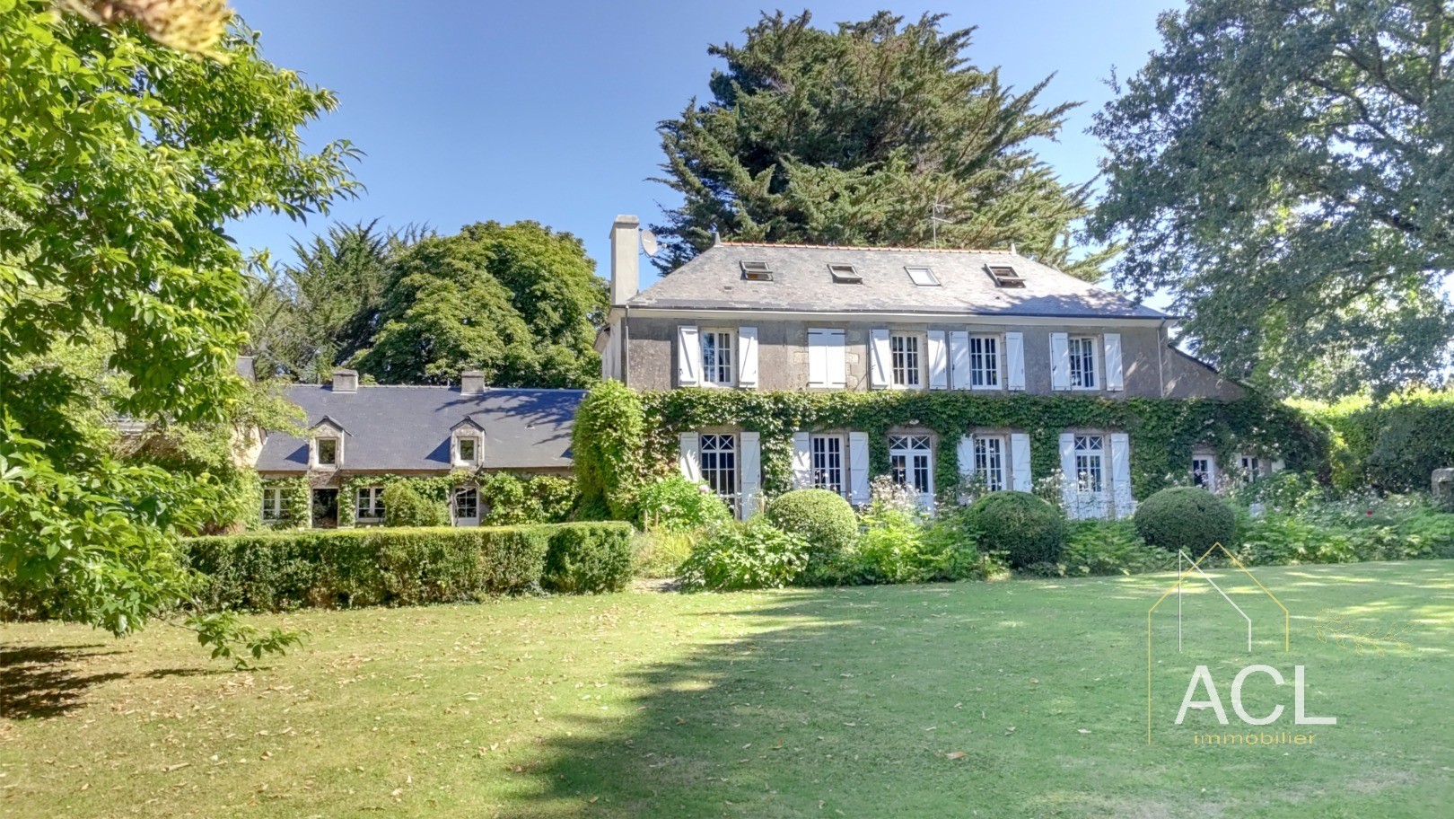 Manoir de charme avec parc de 6000 m2 à 10 minutes des plages et de Lorient — photo 1