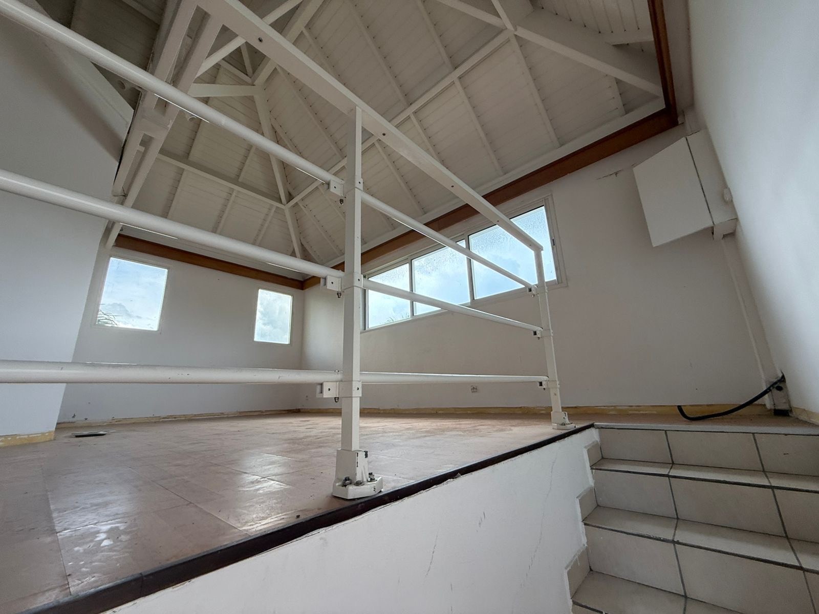 Local commercial à vendre à Saint martin, 89 m² – photo 2 sur 4