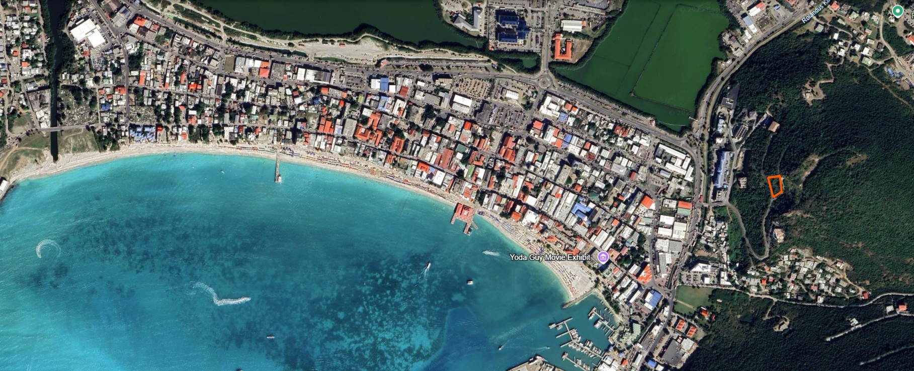 Bien immobilier à vendre à St martin, 1 200 m² – photo 1 sur 4