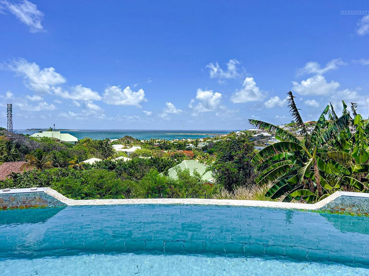 Villa à vendre à Saint martin, 148 m², 4 pièces – photo 1 sur 12