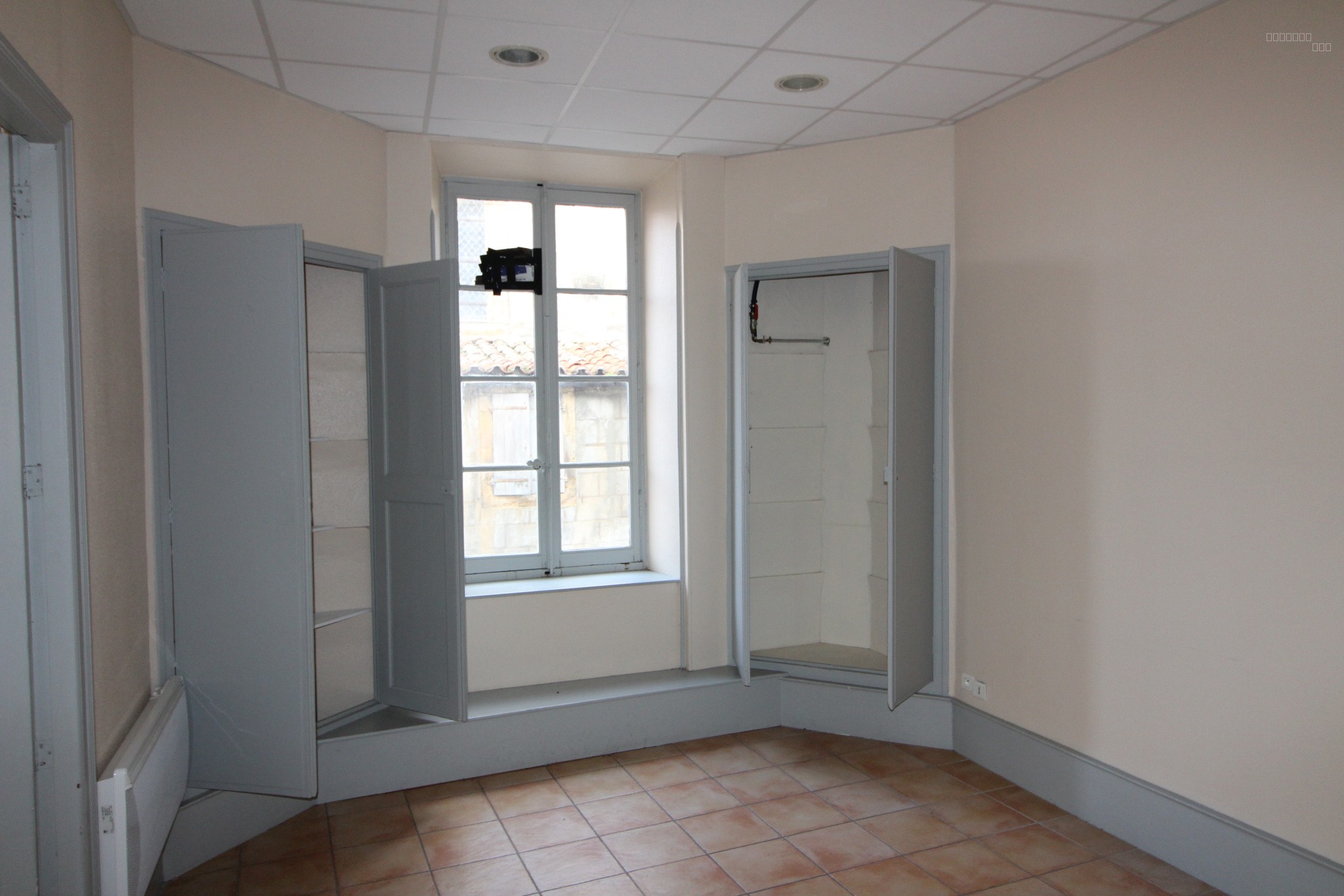 Local commercial à louer à Limoux, 80 m² – photo 3 sur 3