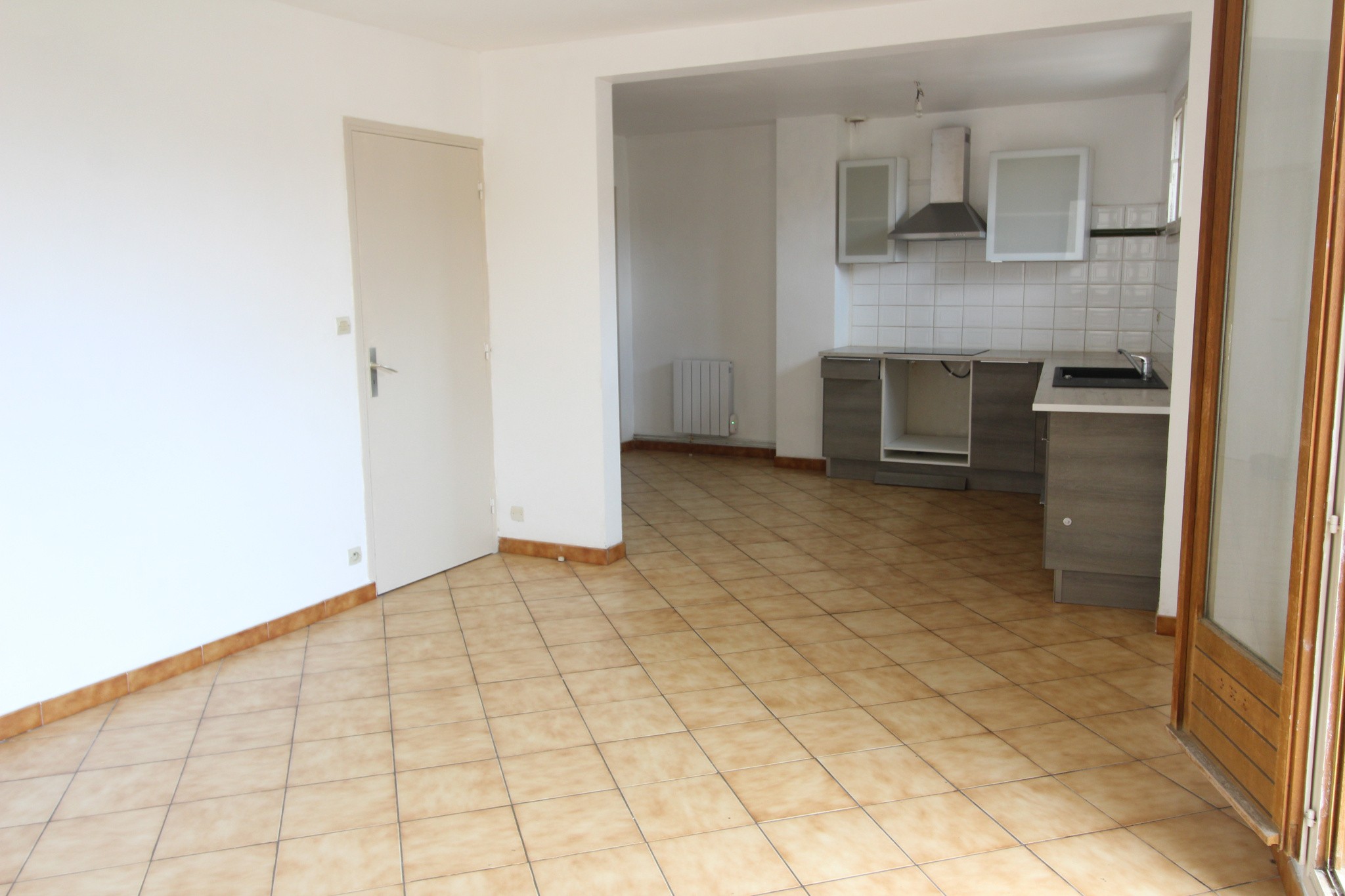 LIMOUX, CENTRE-VILLE, APPARTEMENT F4 — photo 1