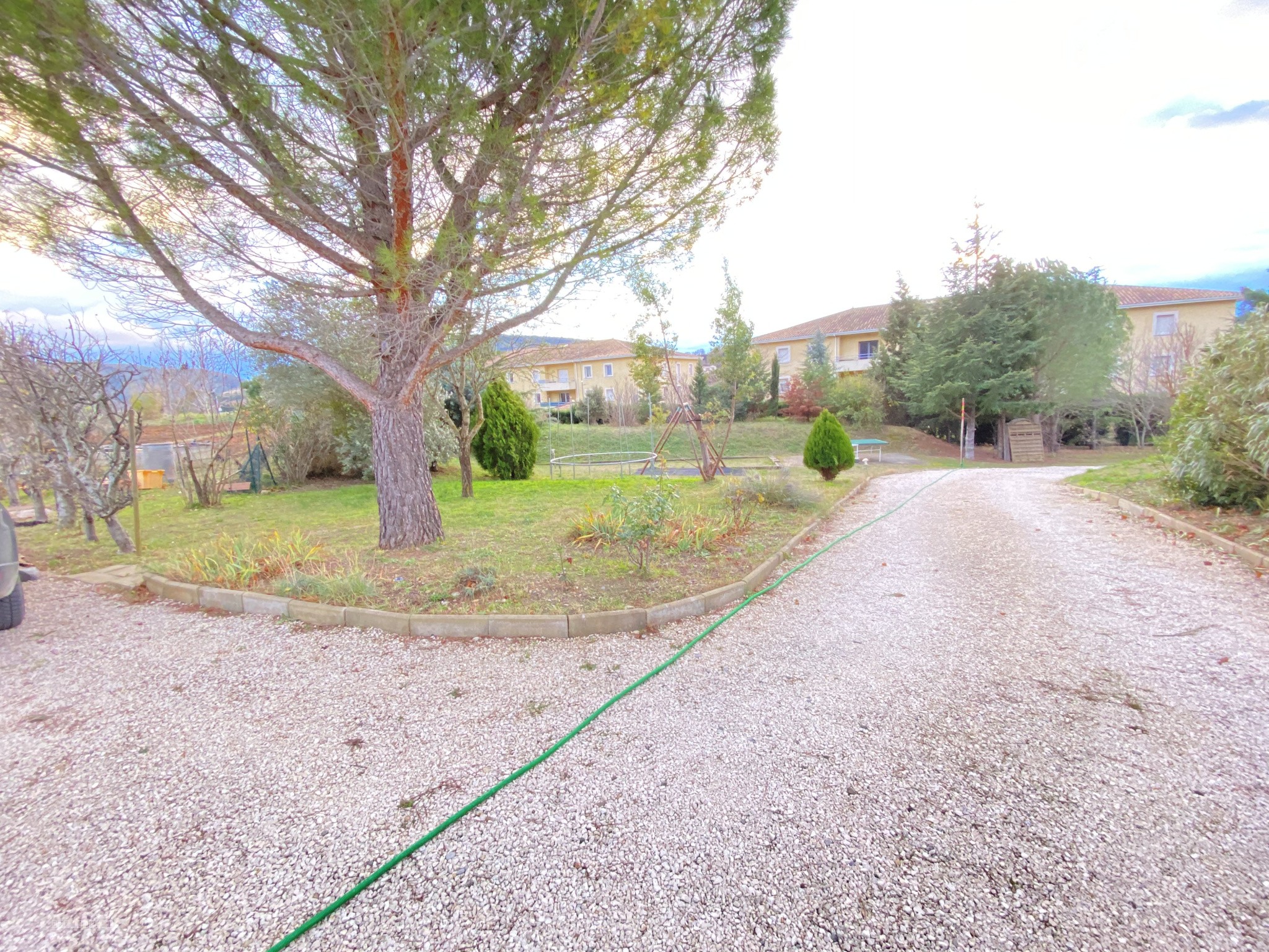 Bien immobilier à vendre à Limoux, 277,2 m², 17 pièces – photo 2 sur 20
