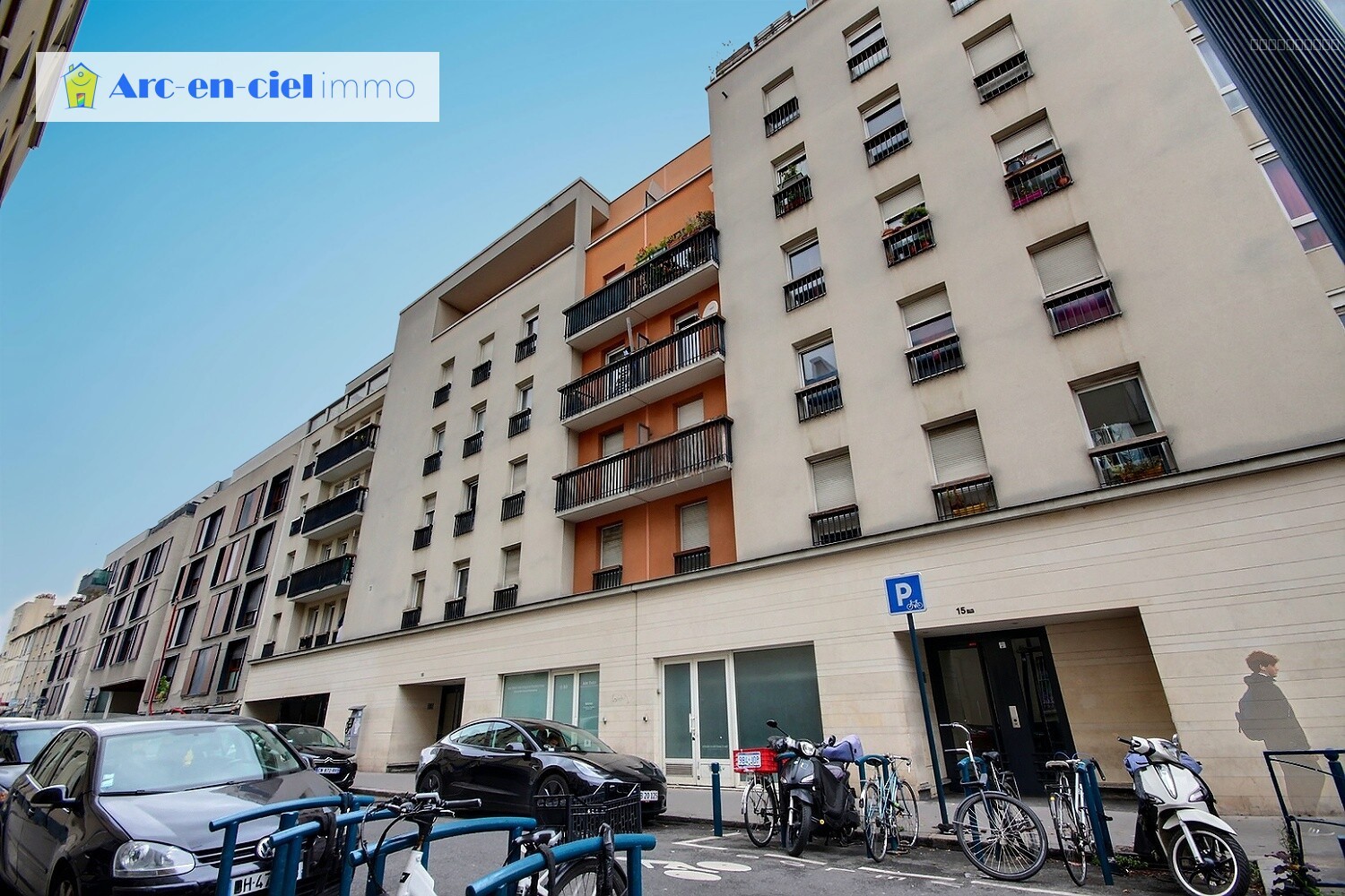 Pantin, Métros 4 Chemins, Tram Porte de La Villette et bus — photo 3