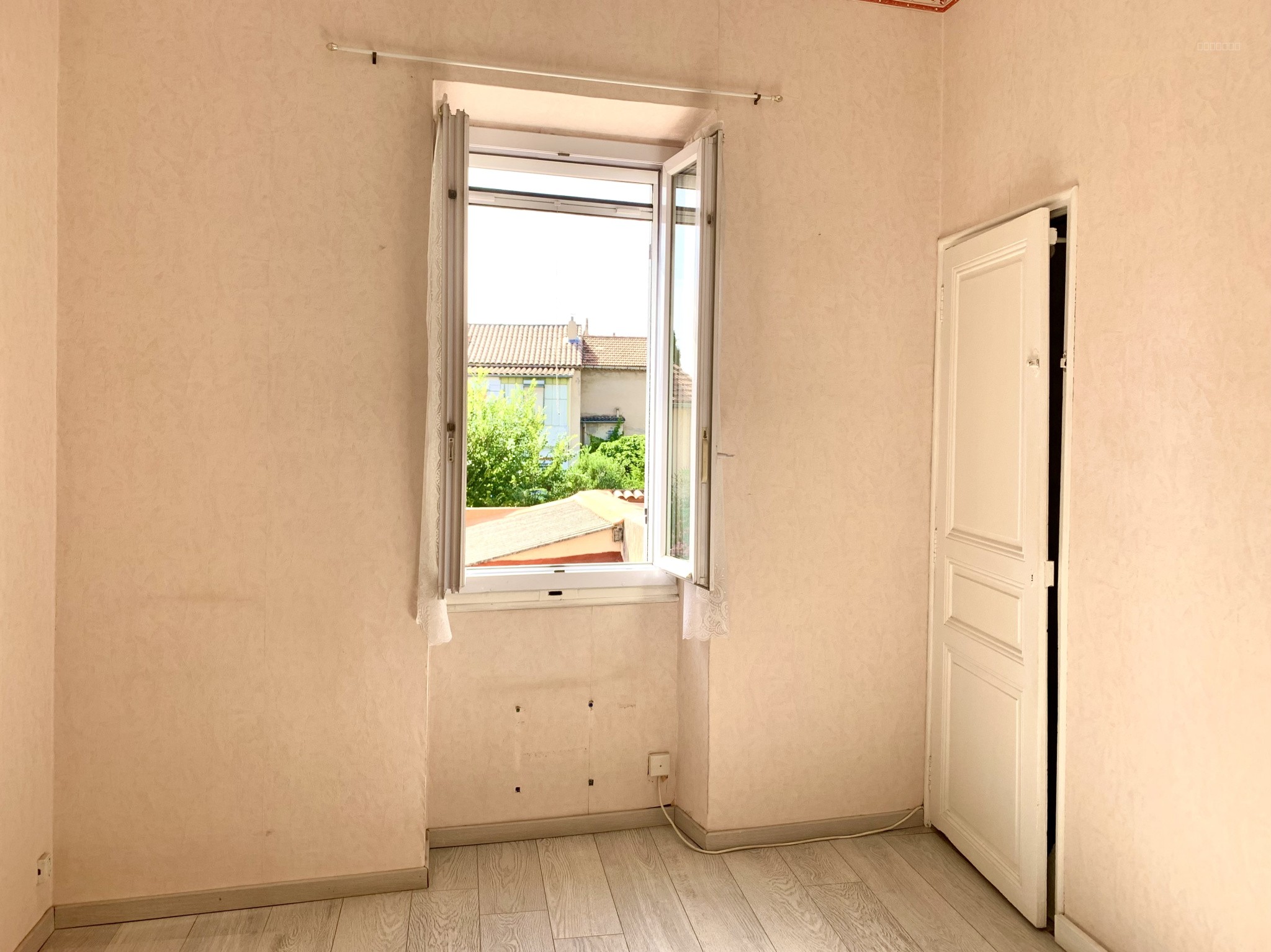 Maison de ville avec patio et Dépendance - Saint-André (13016) — photo 7