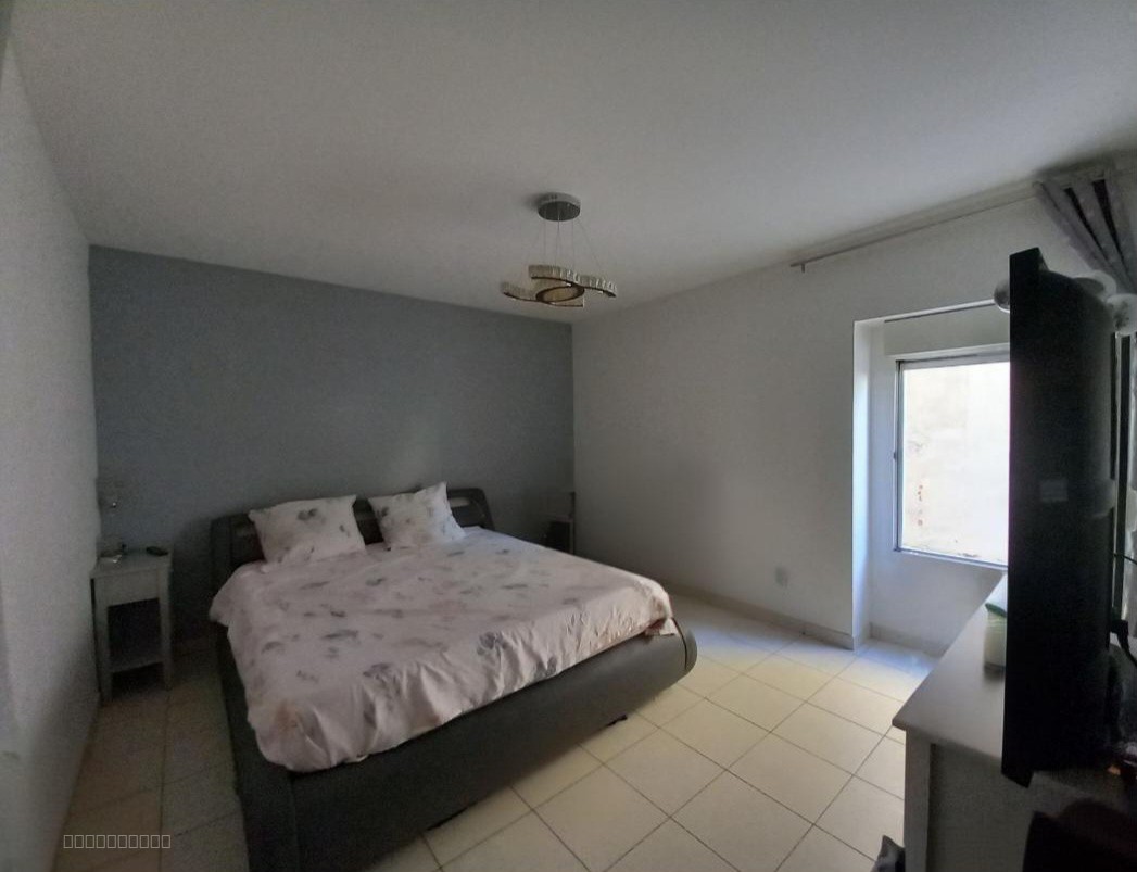 Duplex 5 pièces - 107m2 - avec de belle possibilité d'aménagement !!! — photo 4