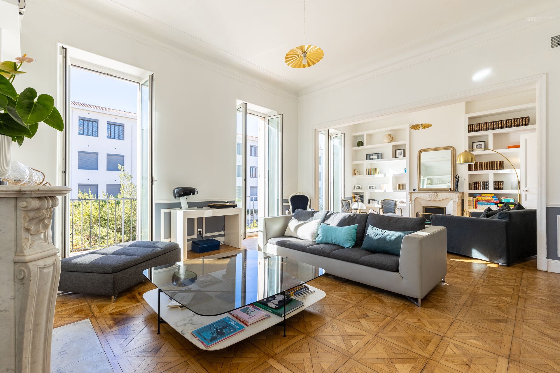 Appartement à vendre à Marseille, 227,5 m², 7 pièces – photo 1 sur 18
