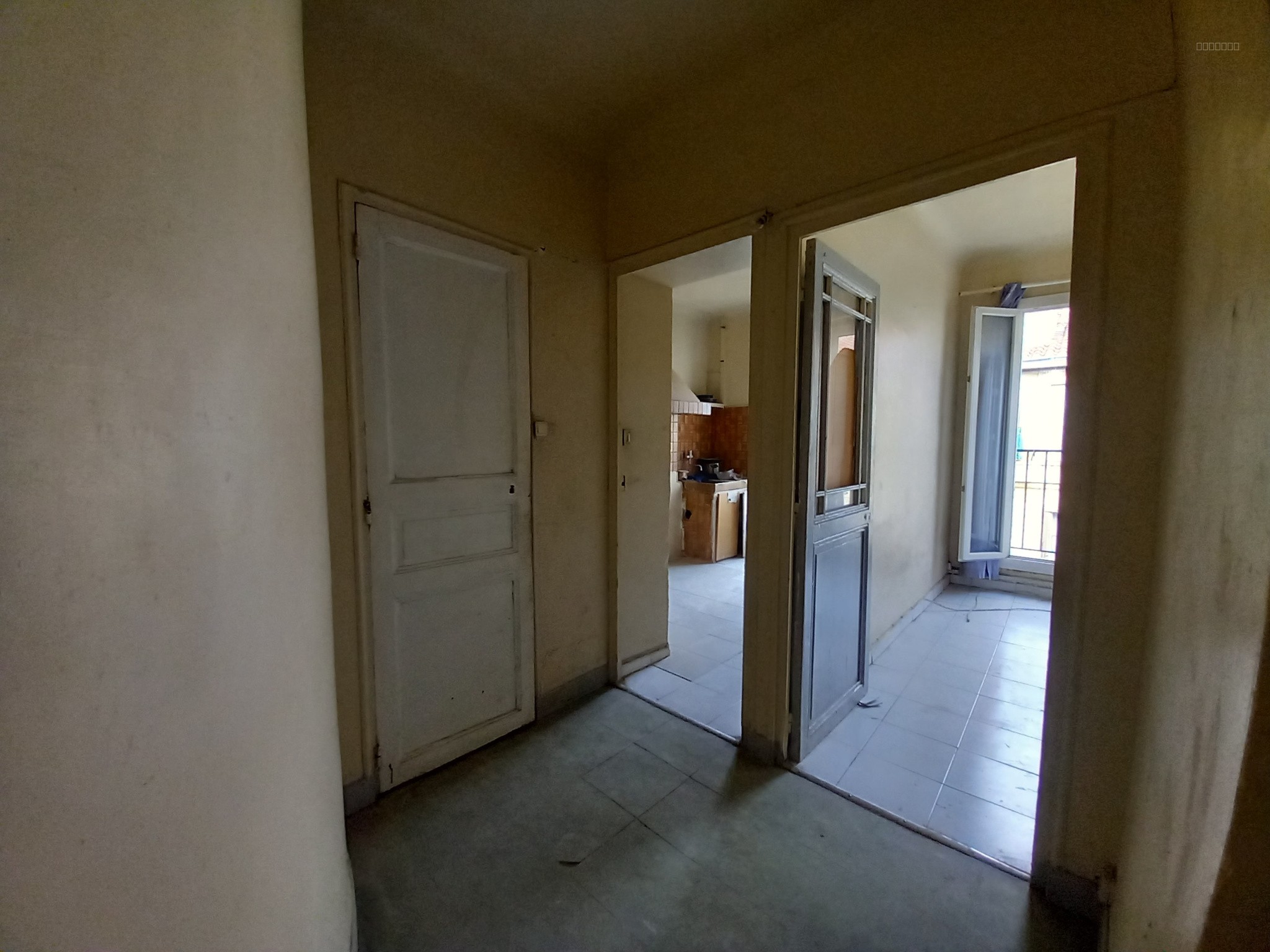 T2 - 13002 — photo 3