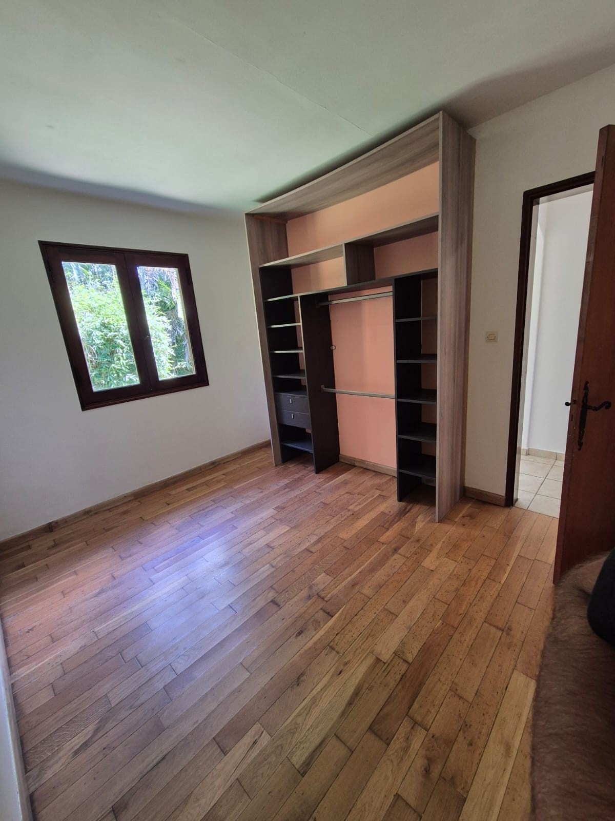 Maison de type T5/6 en location sur le TAMPON — photo 10