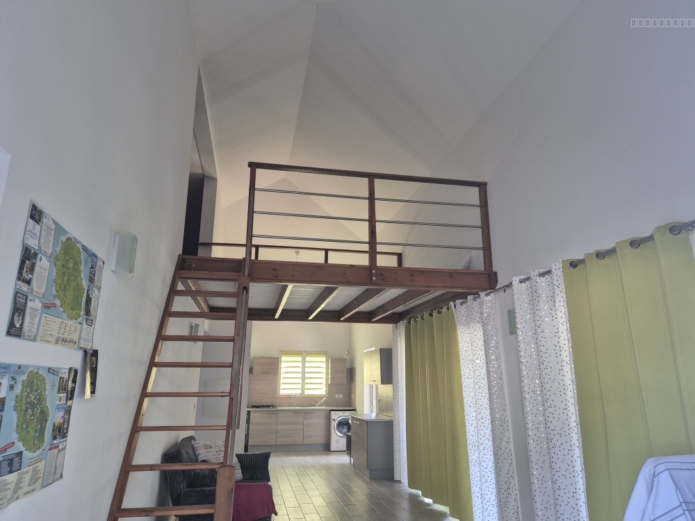 Maison meublée de type T3/4 sur le secteur de LA RAVINE DES CABRIS — photo 5