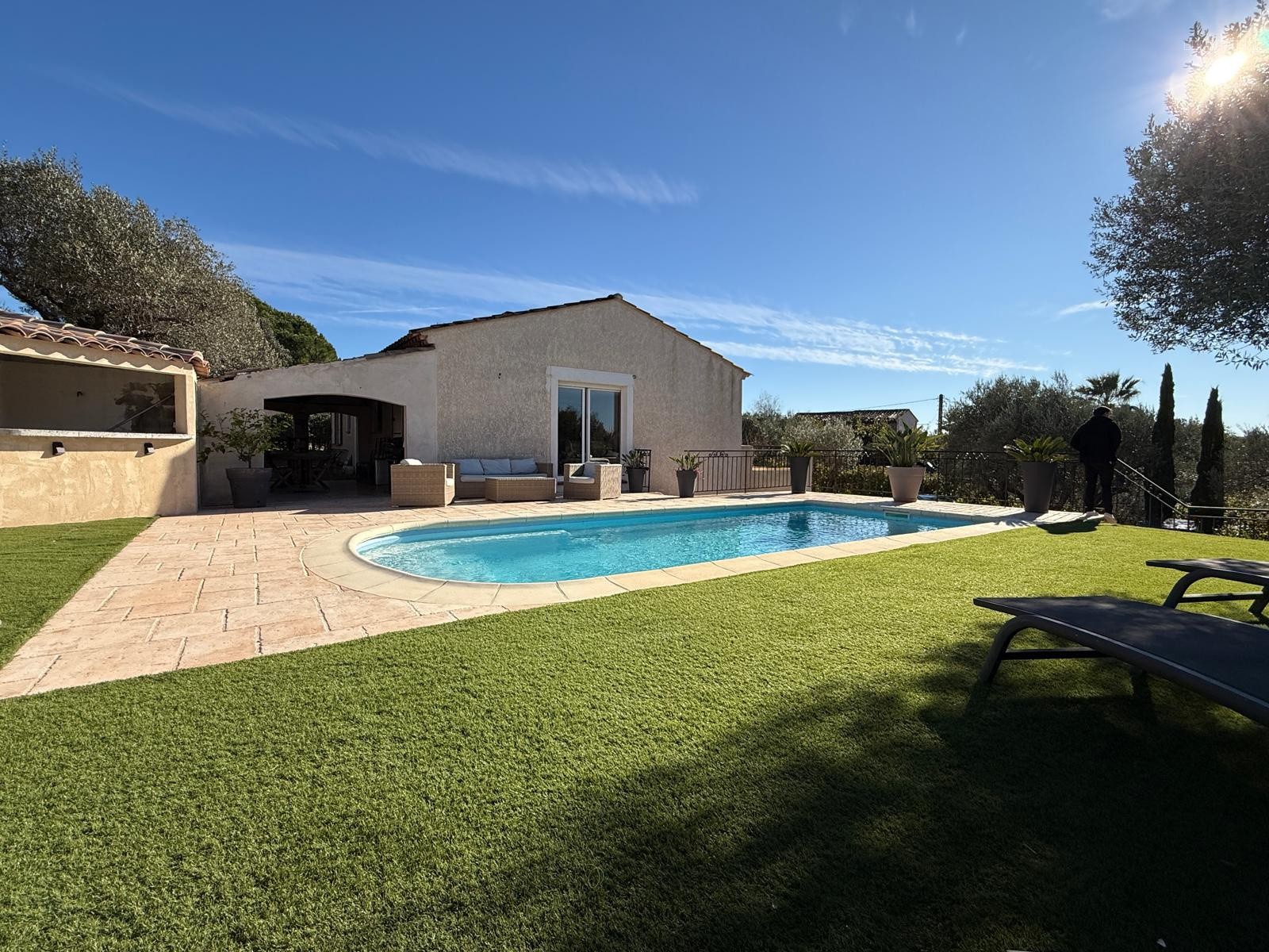 Villa à vendre à Puget sur argens, 50 m², 6 pièces – photo 1 sur 15