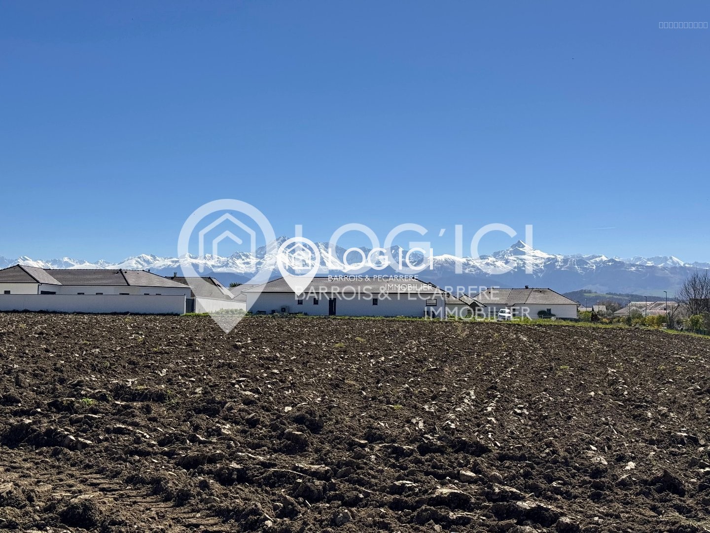 Terrain constructible de 2719 m2 — photo 3