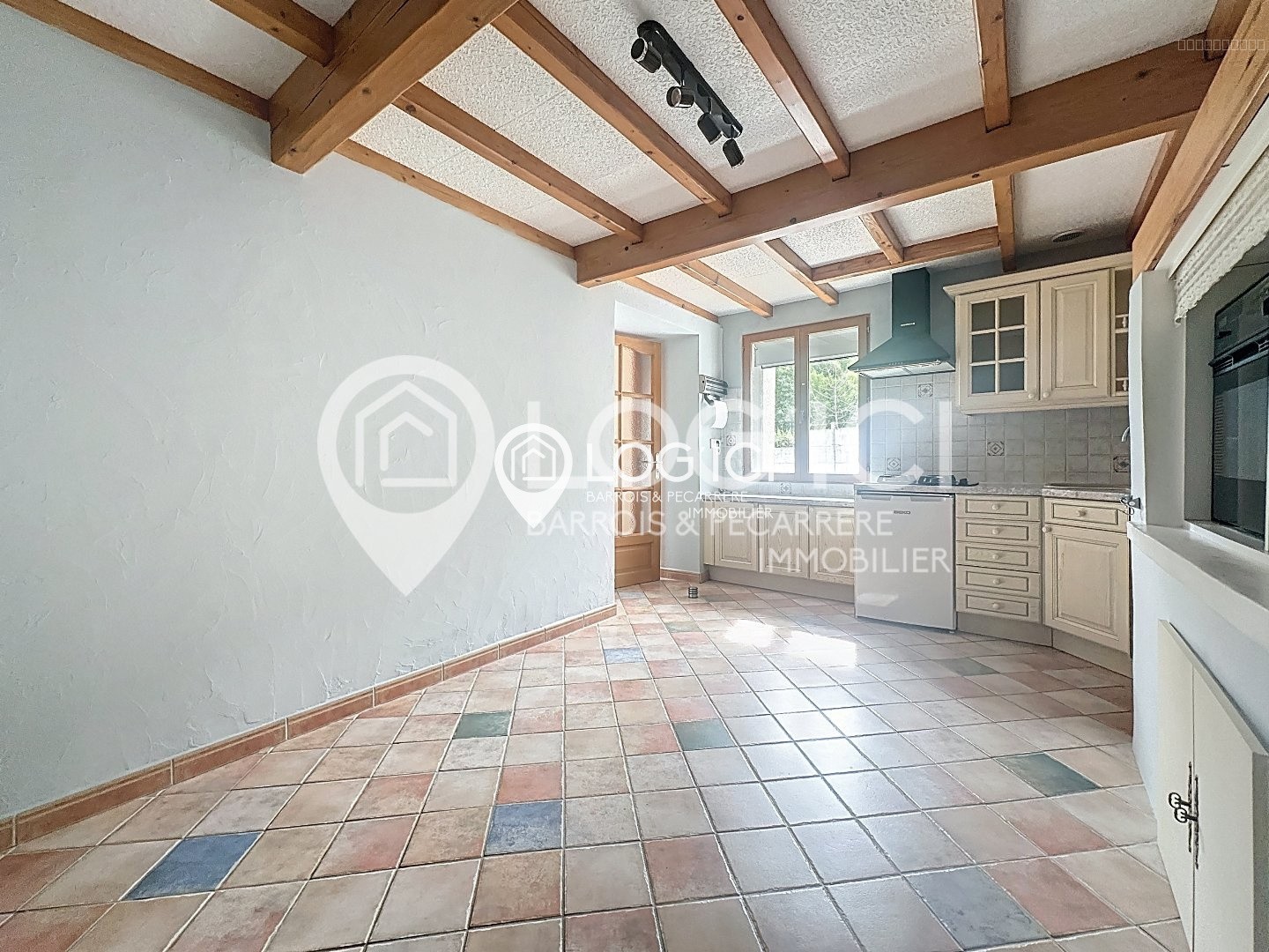 Charmante ferme rénovée de 130 m2 avec piscine, cheminée et grand garage ? Cadre bucolique et paisible — photo 9