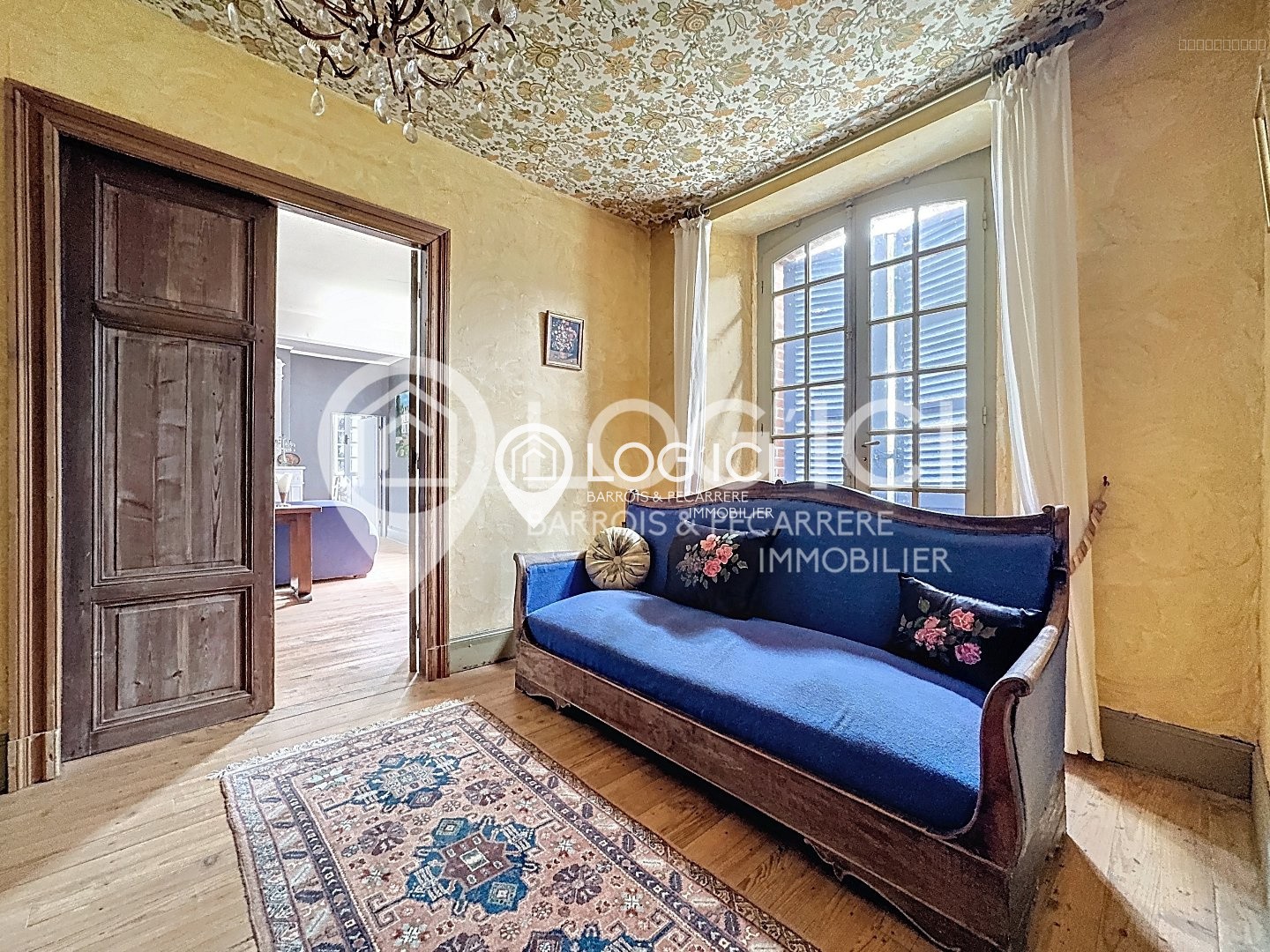 Propriété d'exception avec maison et dépendances — photo 9