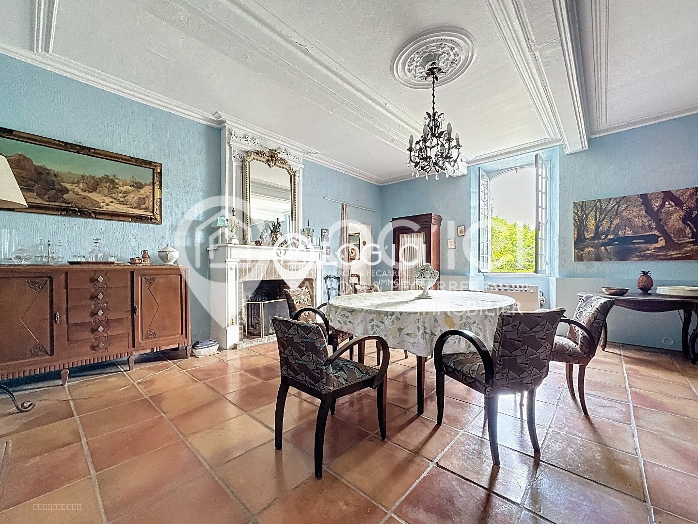 Propriété d'exception avec maison et dépendances — photo 4