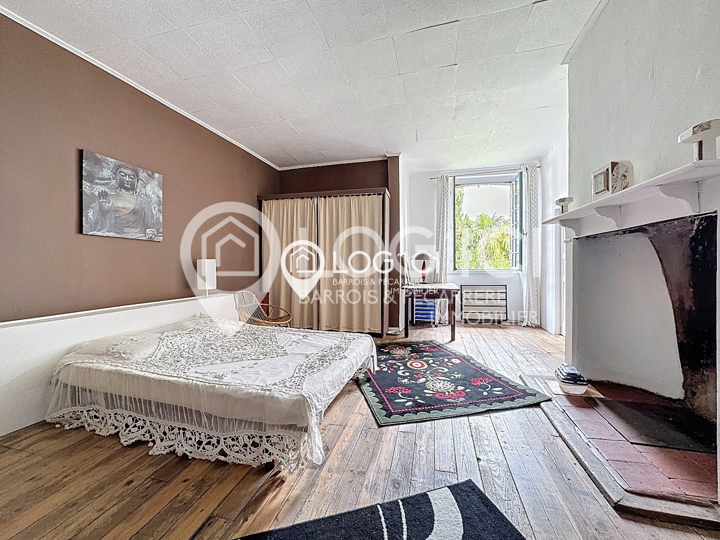 Propriété d'exception avec maison et dépendances — photo 10