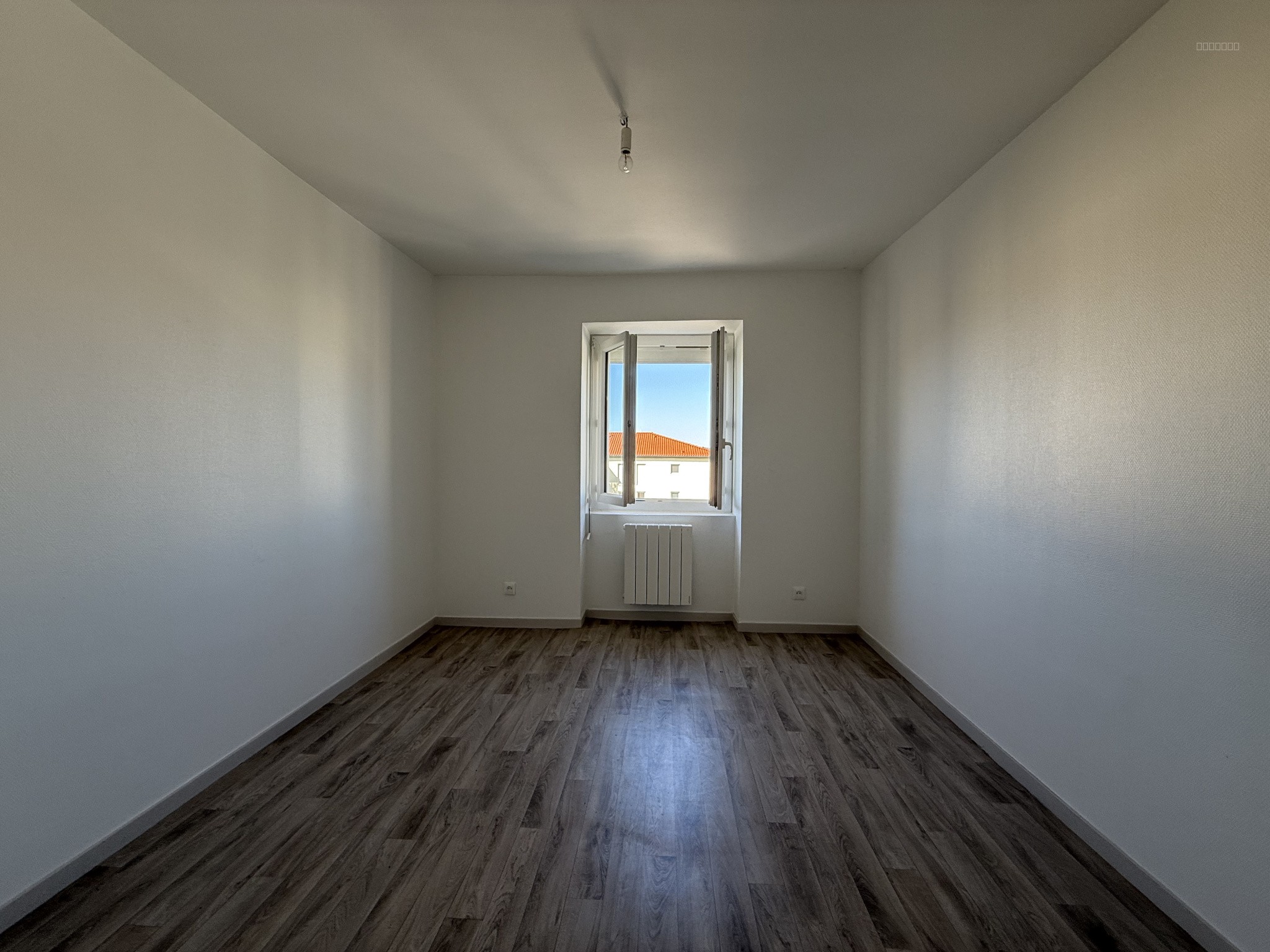 Appartement à louer à St laurent sur saone, 99 m², 5 pièces – photo 3 sur 8