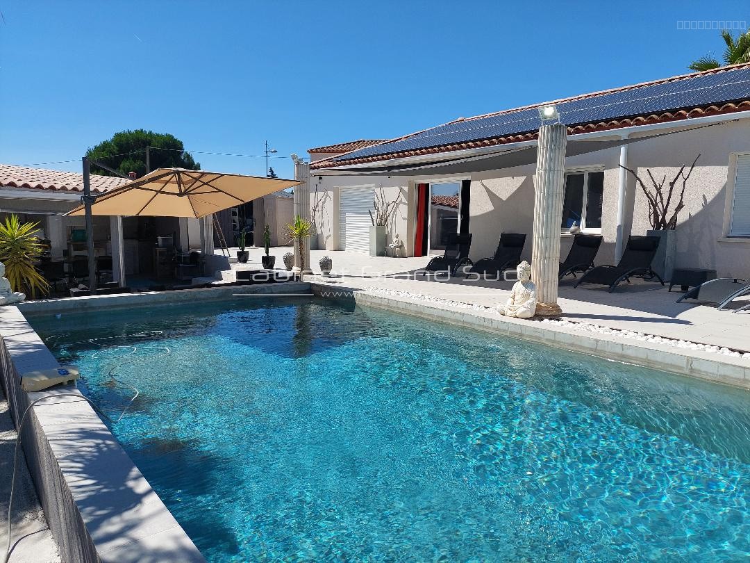 Maison à vendre à St aunes, 208 m², 7 pièces – photo 1 sur 5