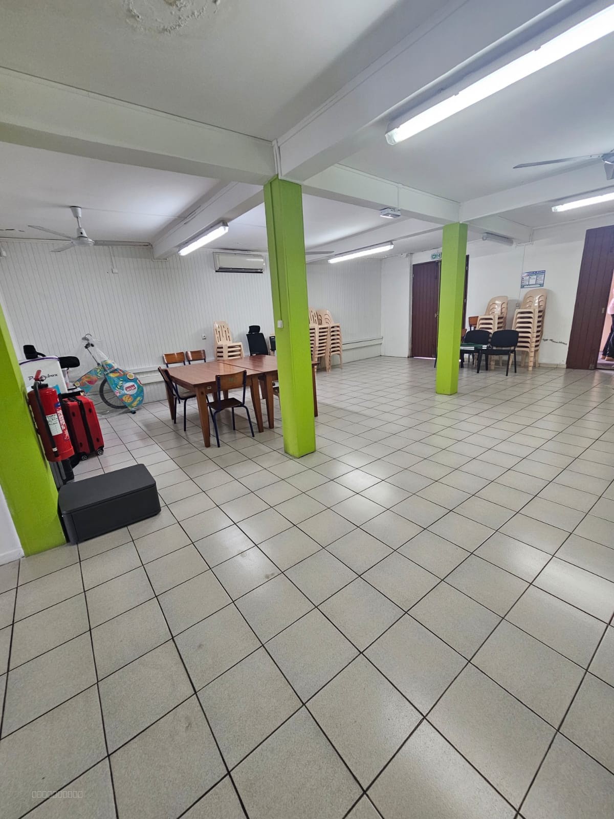 Rivière-Salée   Bien professionnel à fort potentiel   210 m2 + terrasses — photo 4